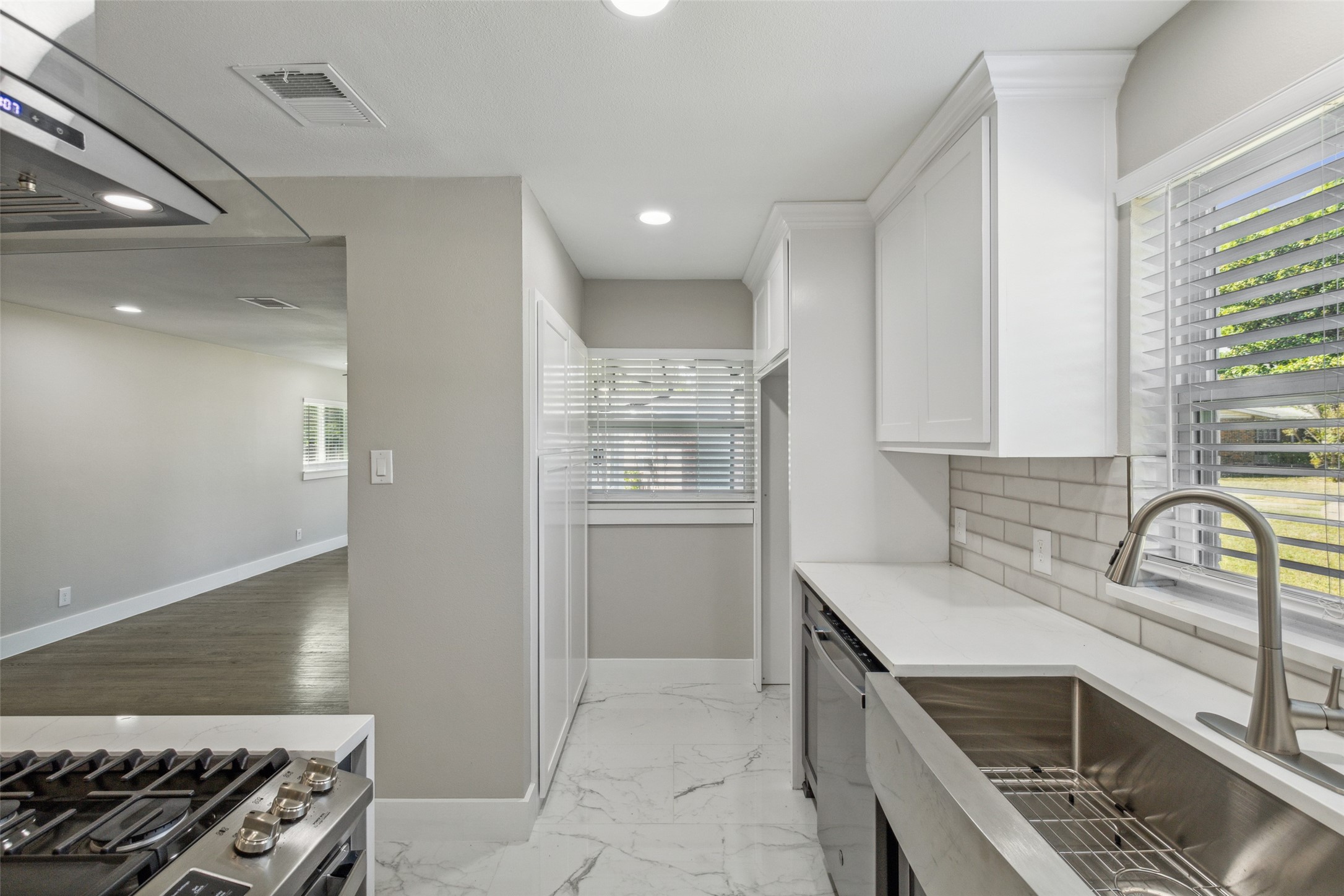 9779 Twin Creek Circle
