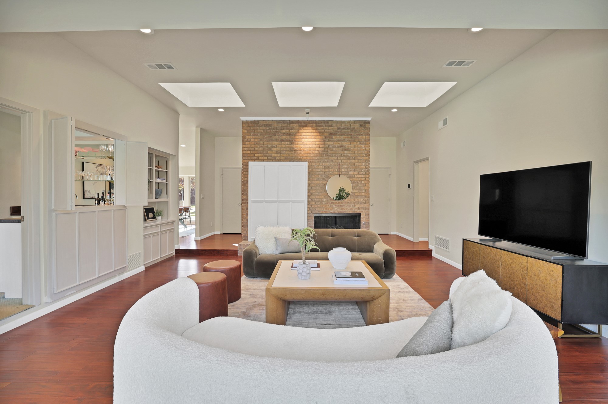 16216 Fallkirk Drive