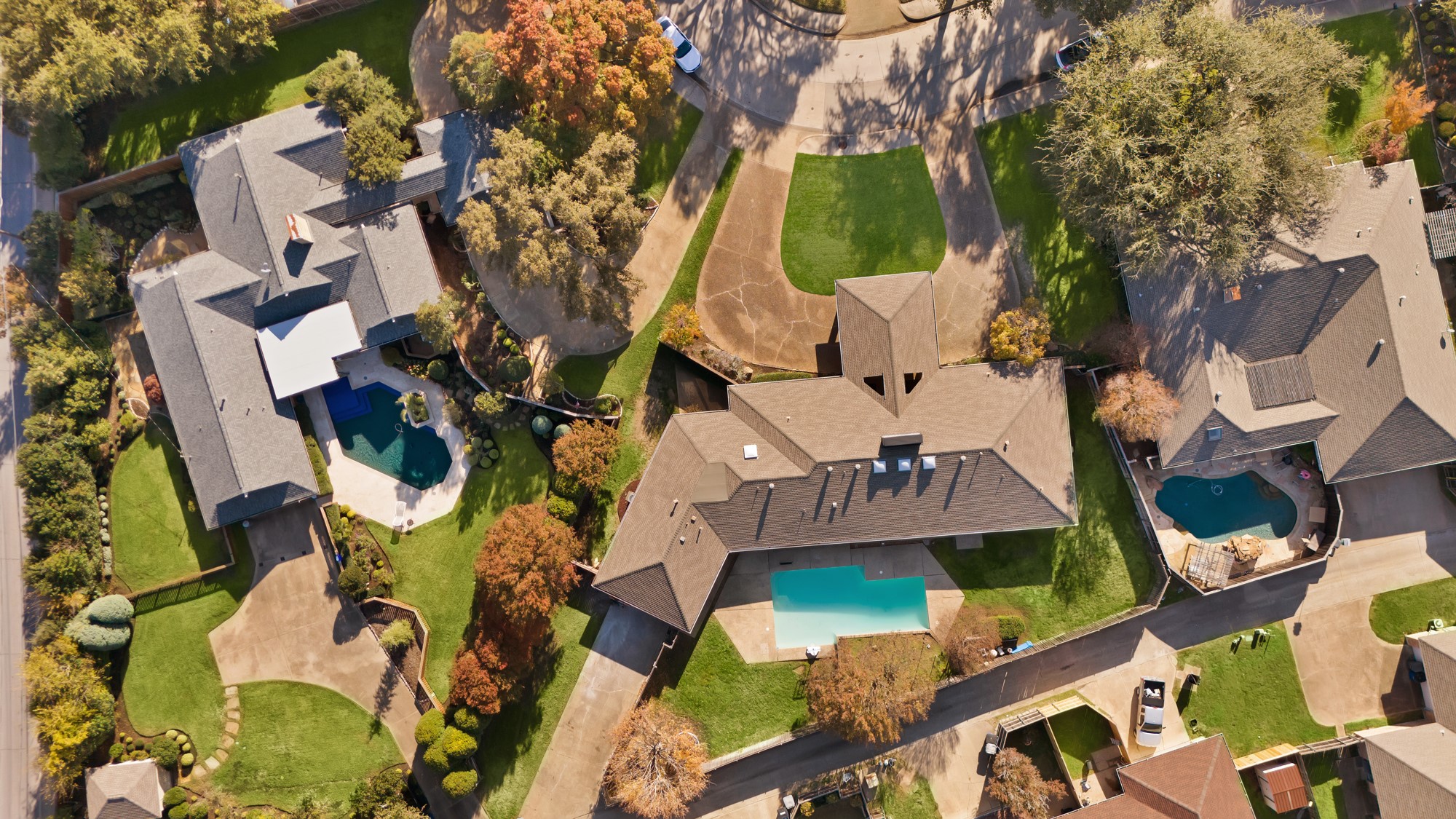 16216 Fallkirk Drive