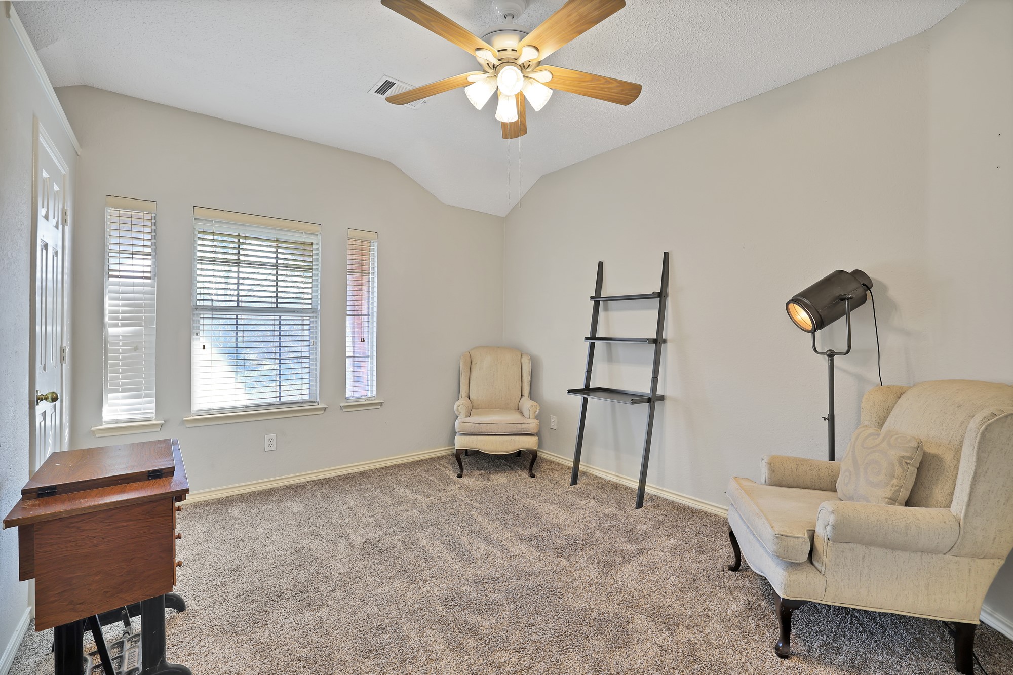 215 Tanglewood Drive