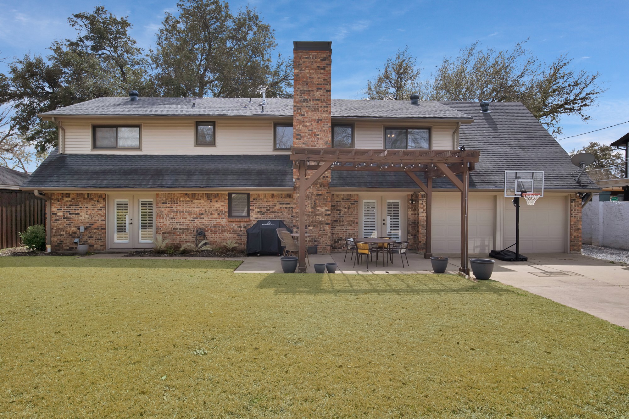 3911 Candlenut Lane