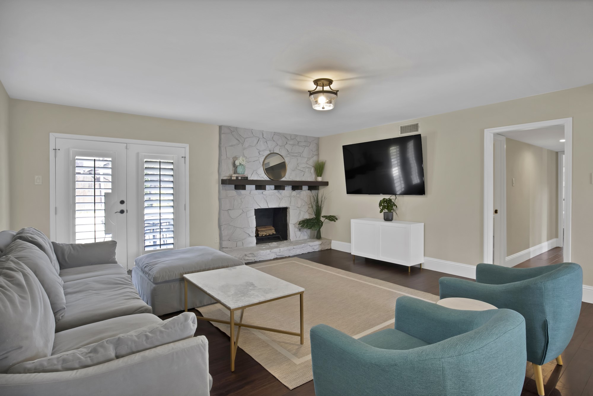 3911 Candlenut Lane