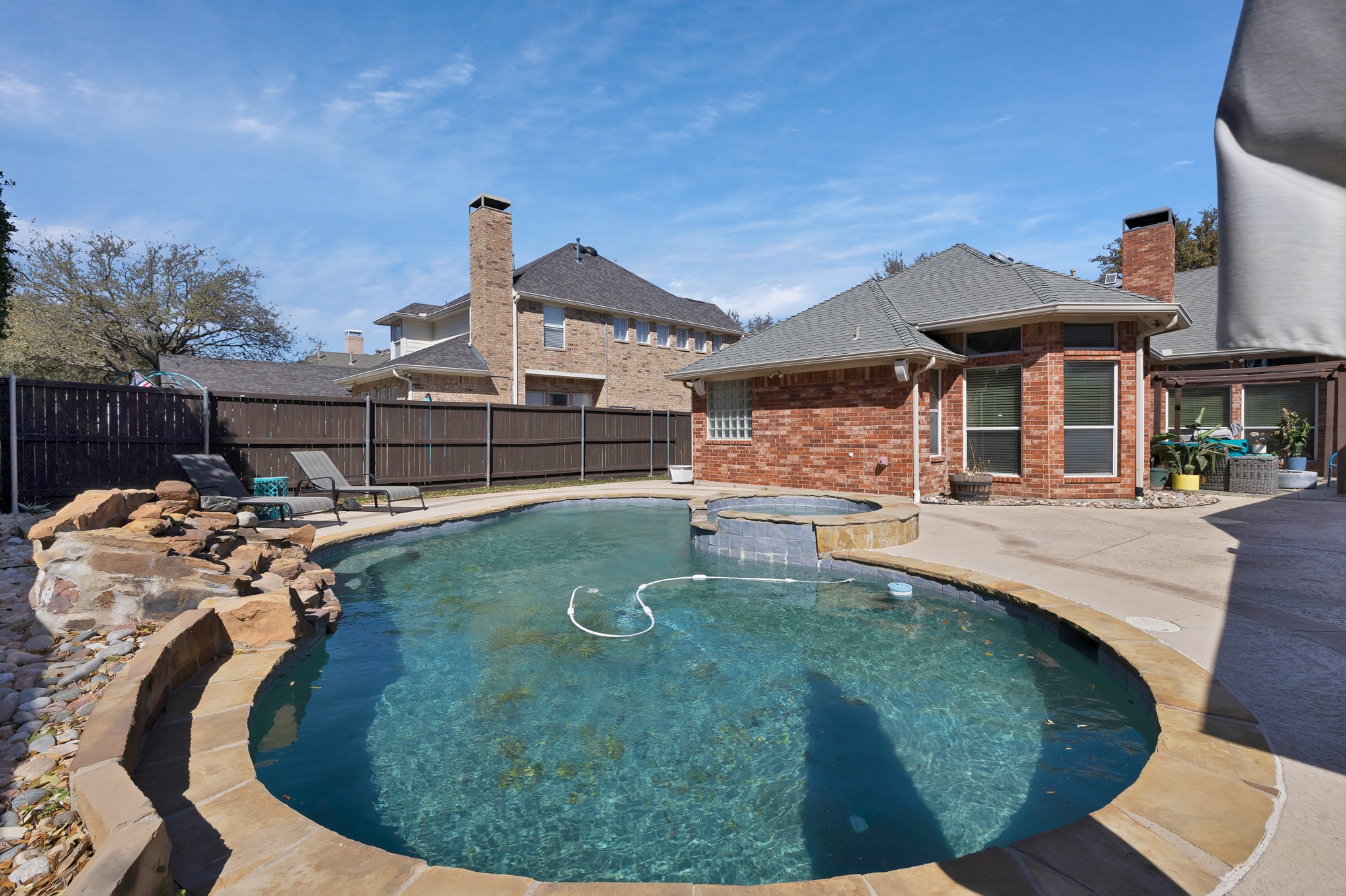 5305 Sandalwood Drive