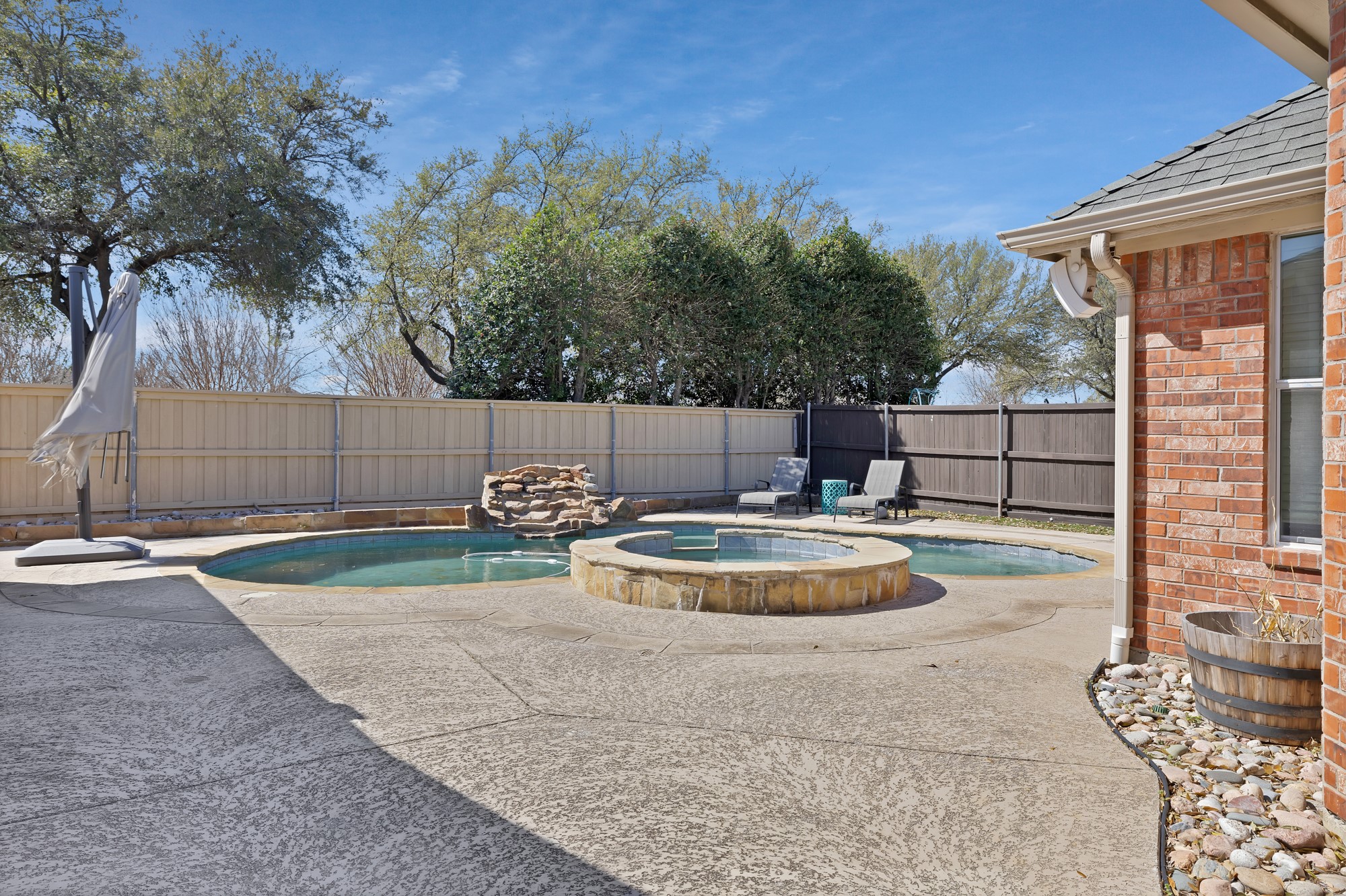 5305 Sandalwood Drive