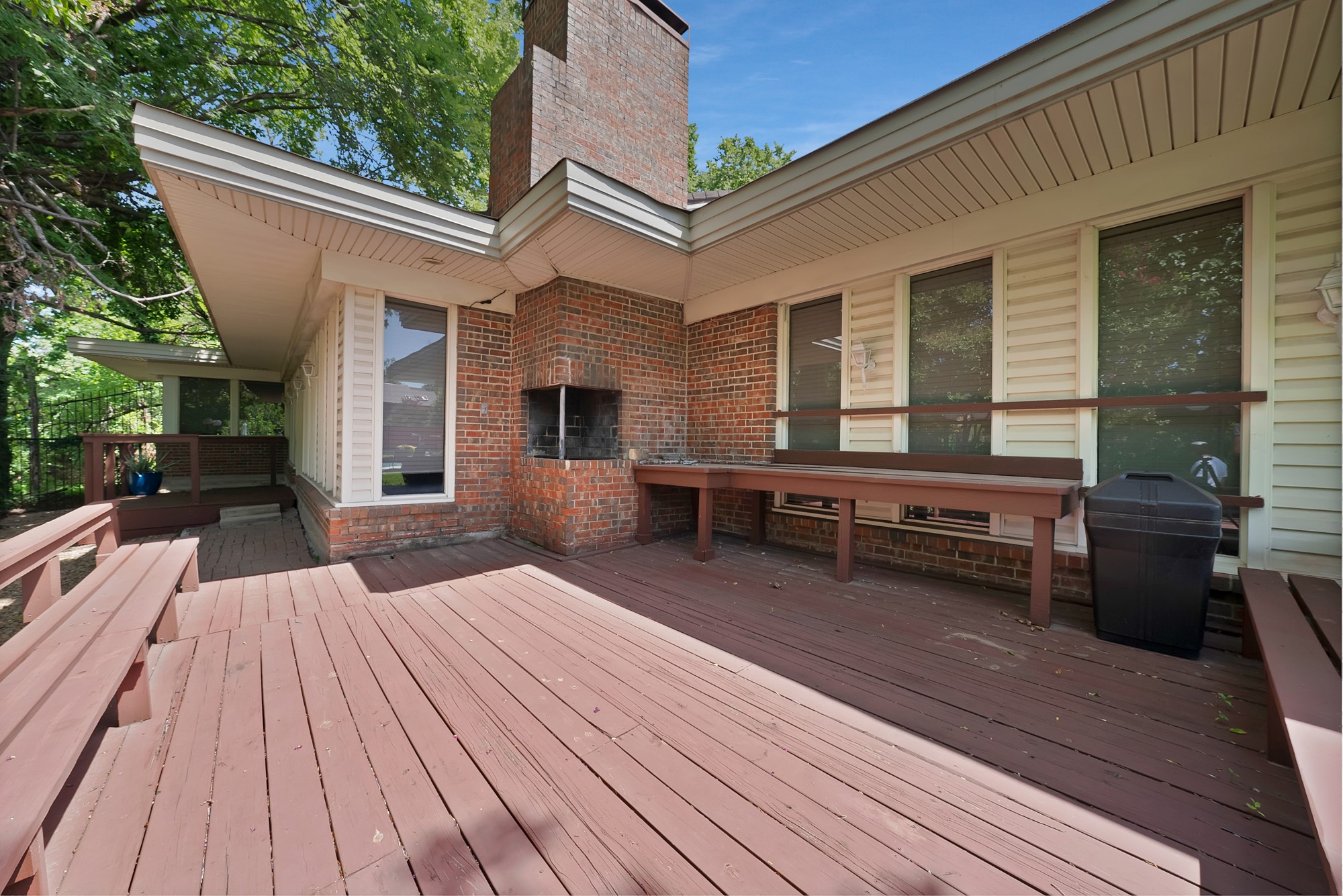 2900 Clear Springs Drive