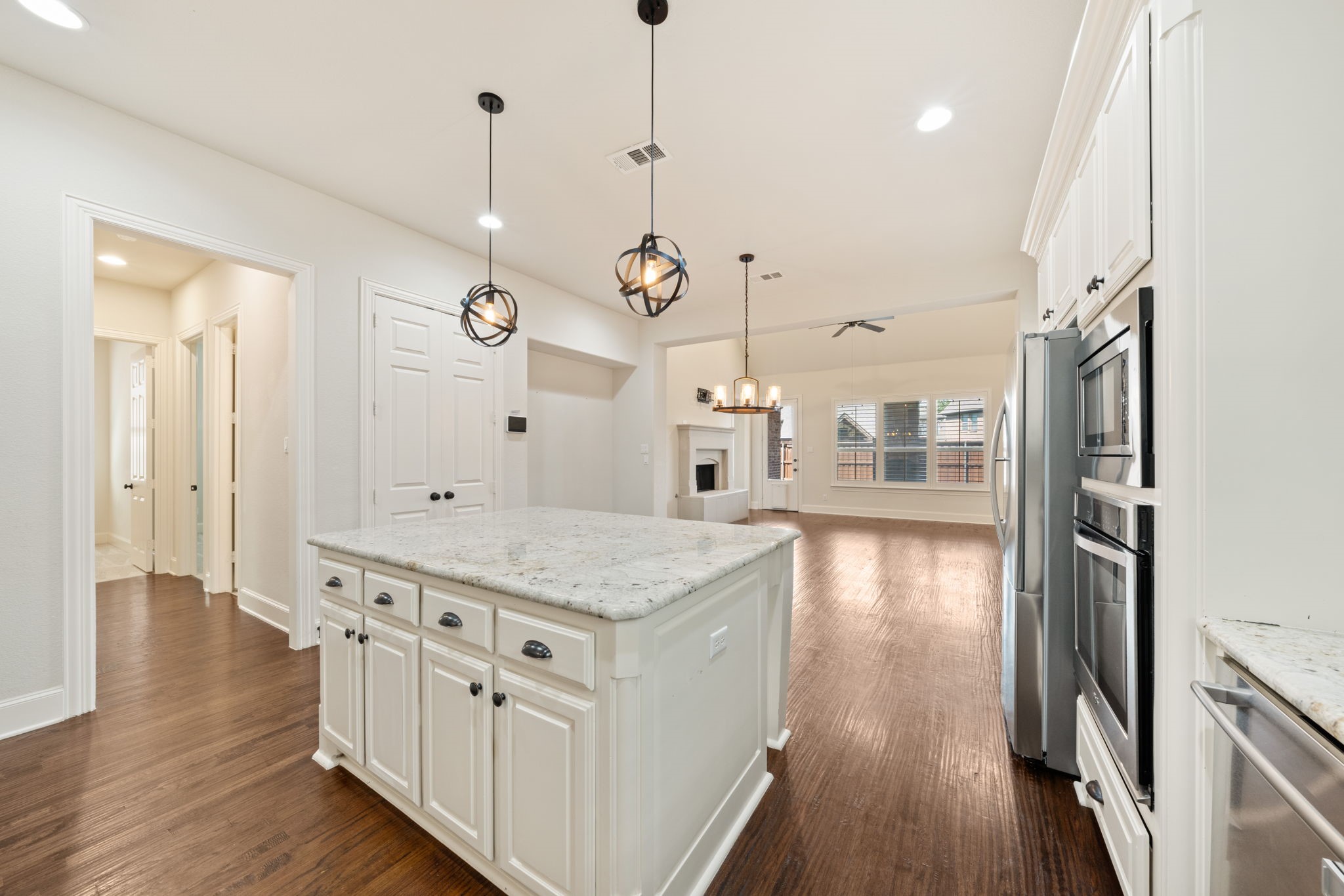 3041 Dunverny