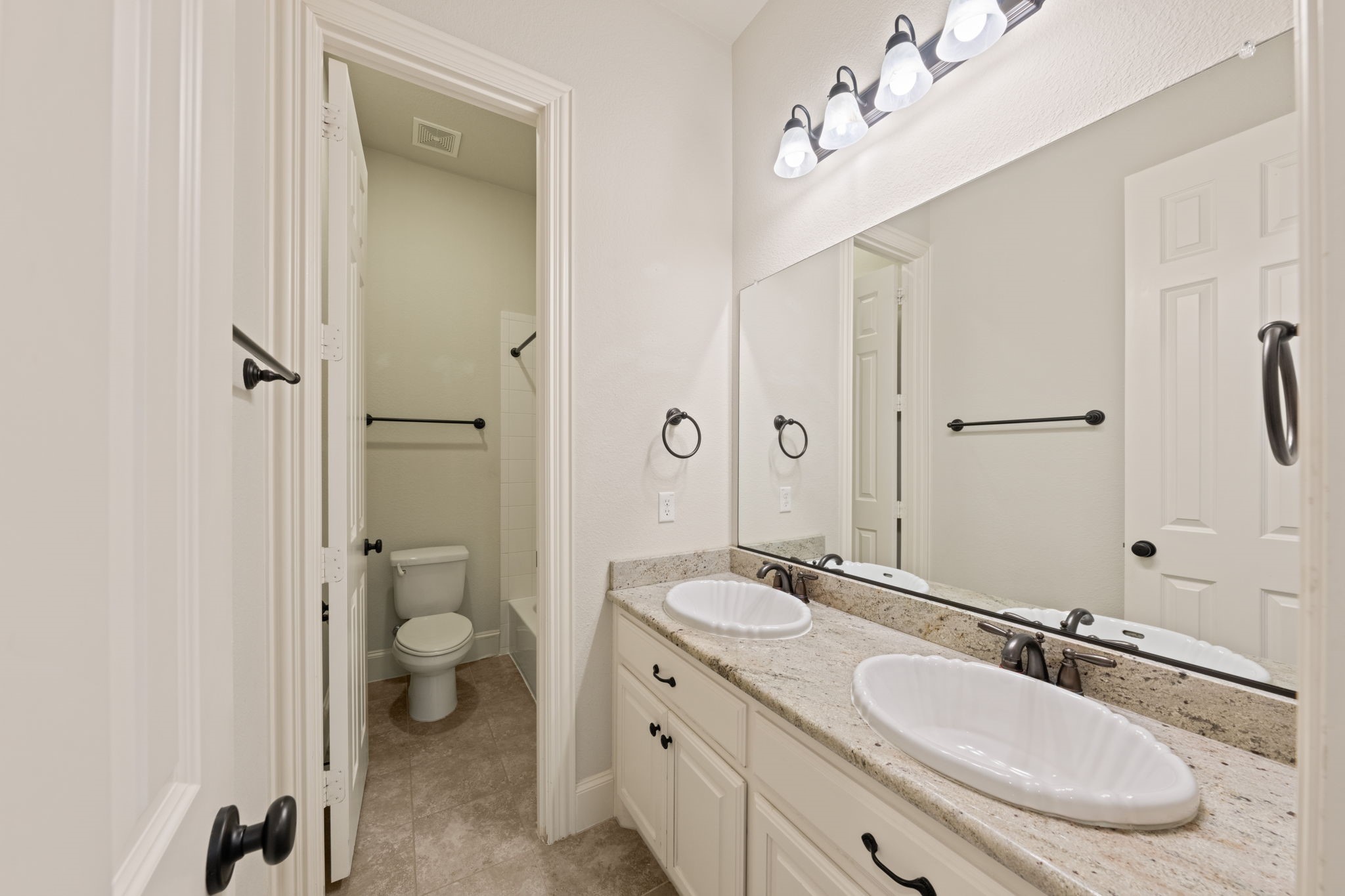 3041 Dunverny