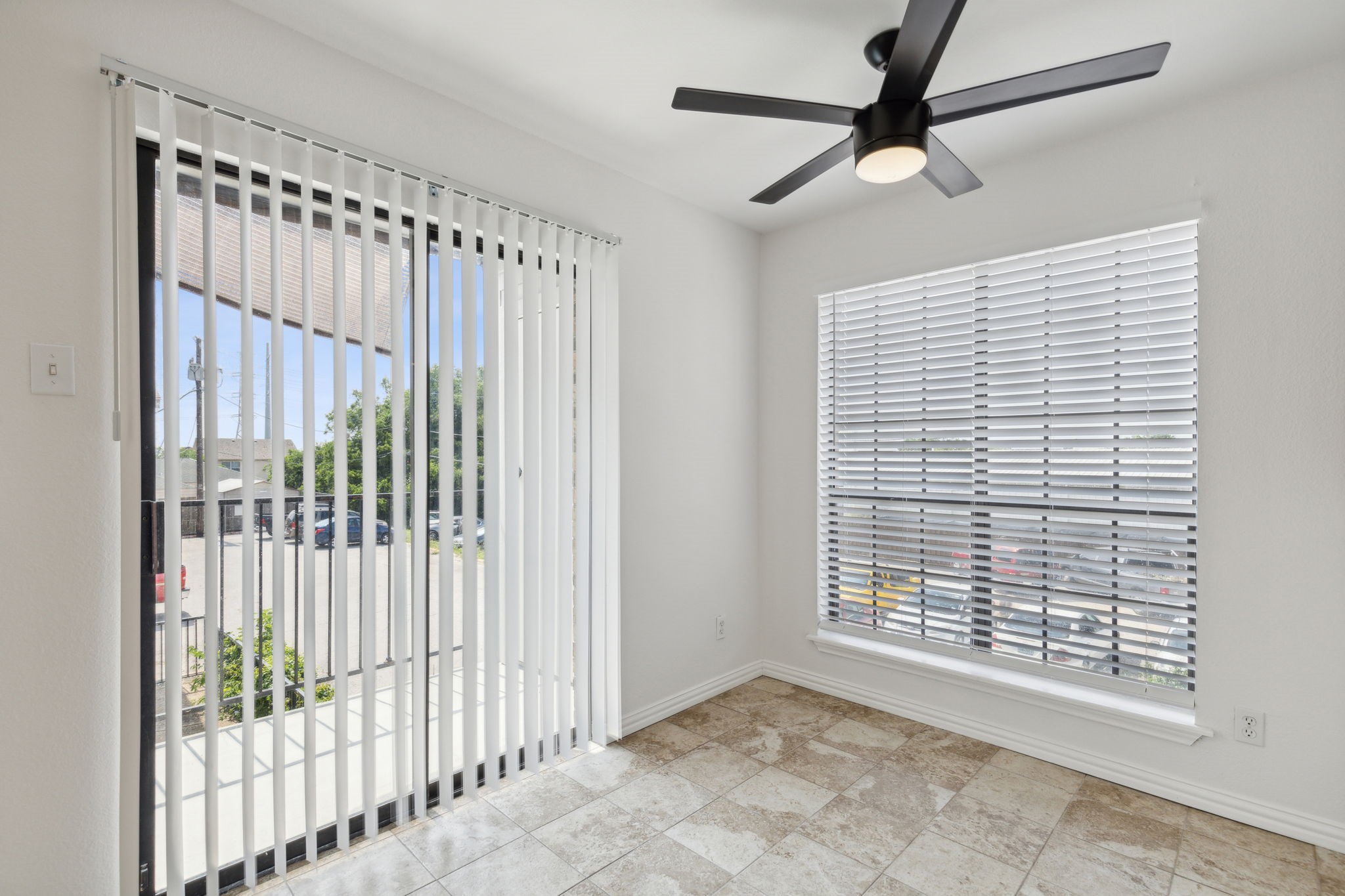 7621 Mccallum Boulevard 215