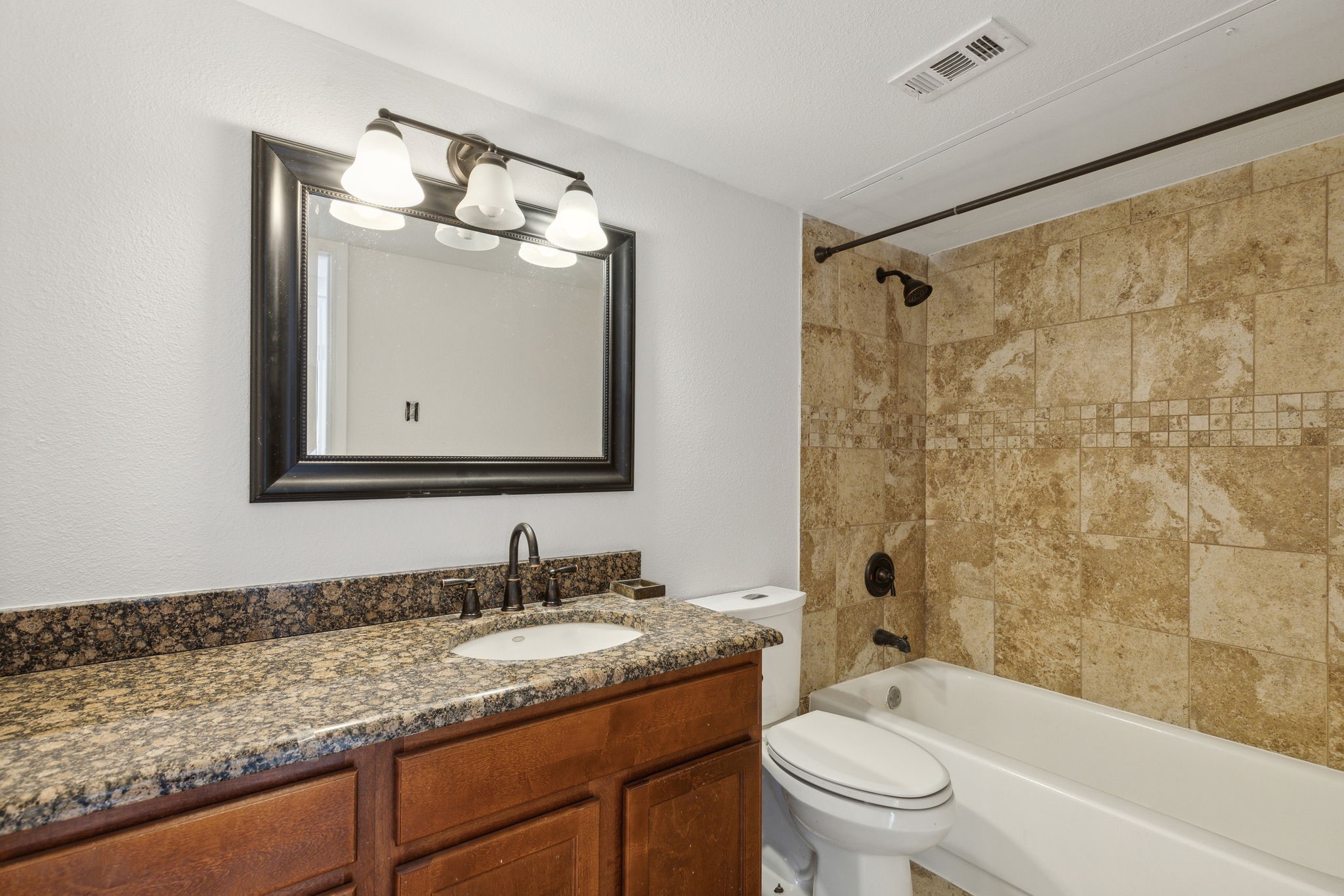 7621 Mccallum Boulevard 215