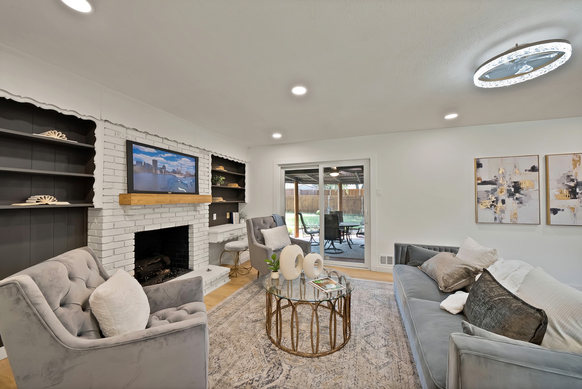 5706 Hillcroft Street