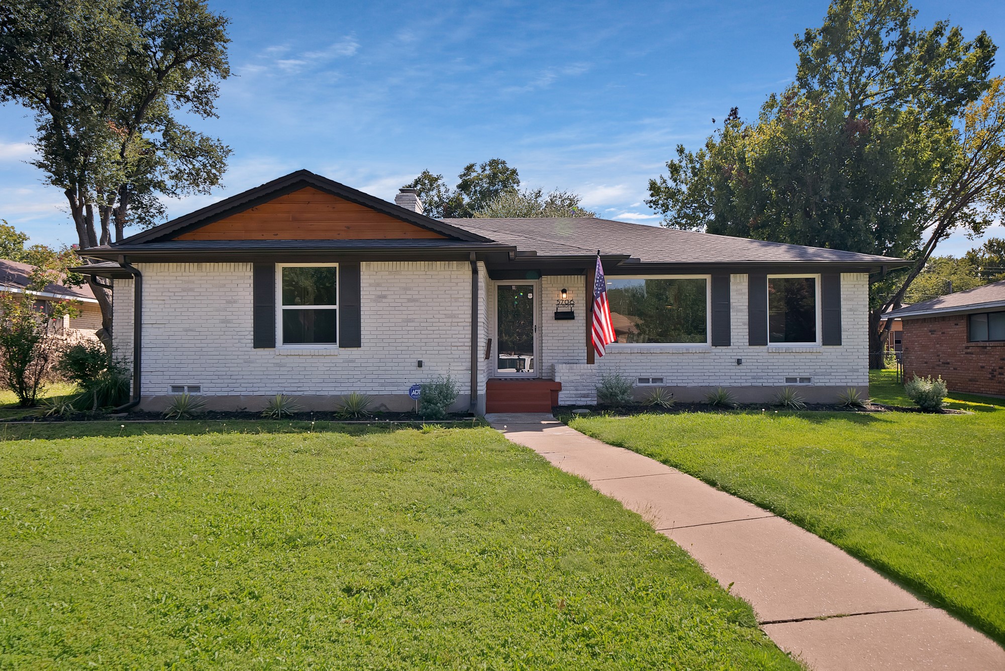 5706 Hillcroft Street