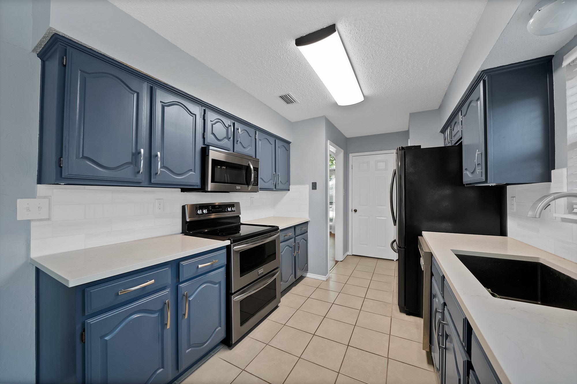 7113 Lo Chalmers Lane