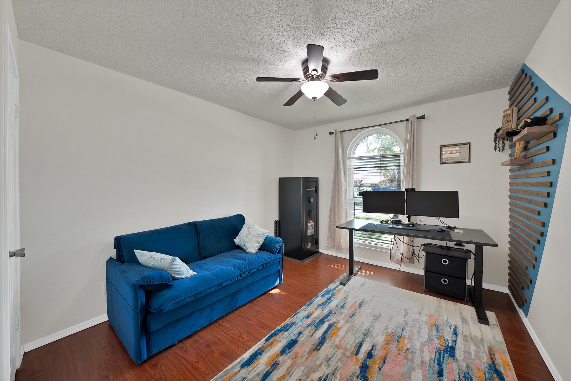 7113 Lo Chalmers Lane