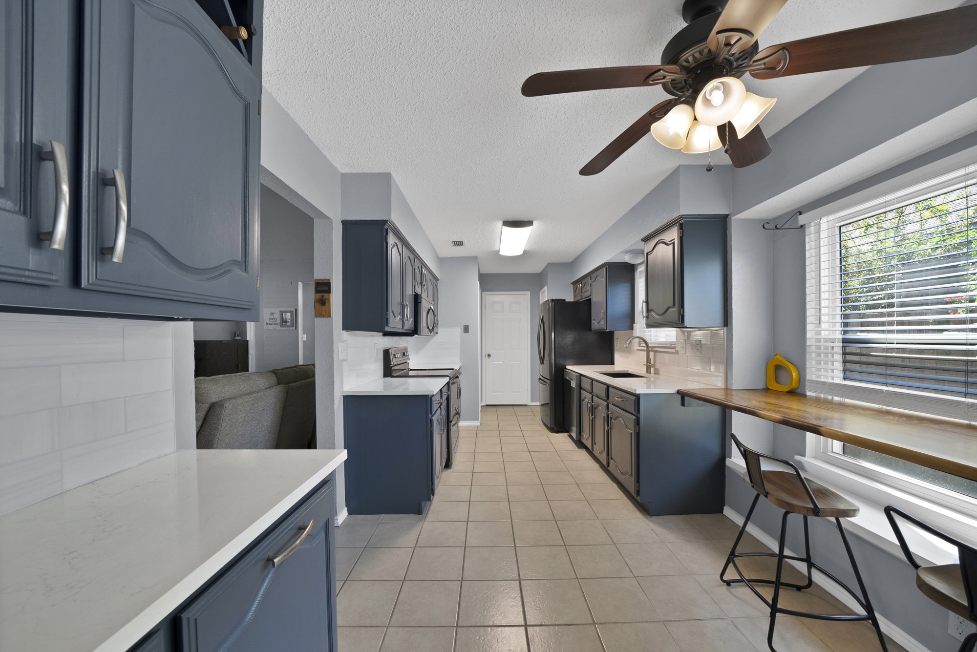 7113 Lo Chalmers Lane