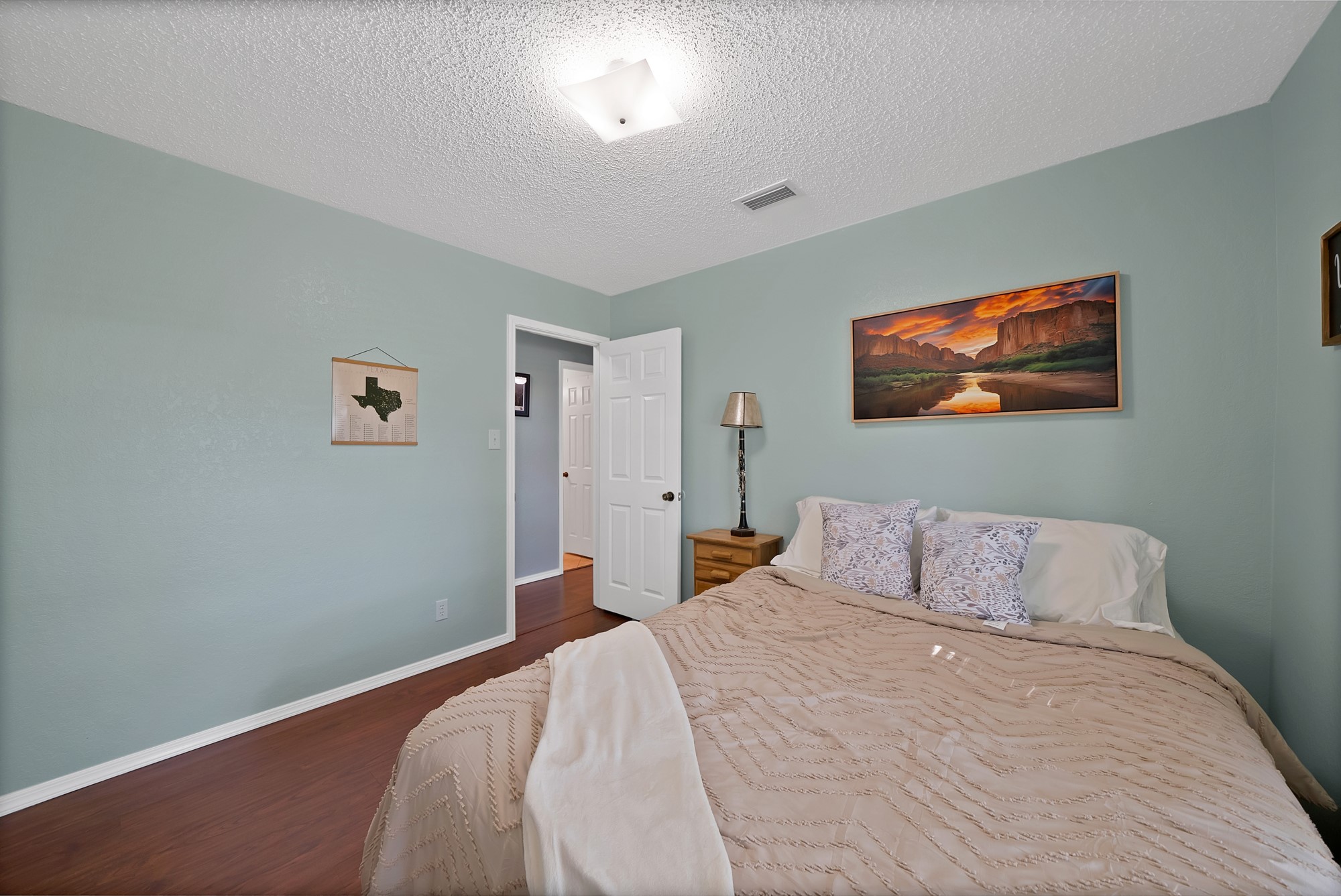 7113 Lo Chalmers Lane