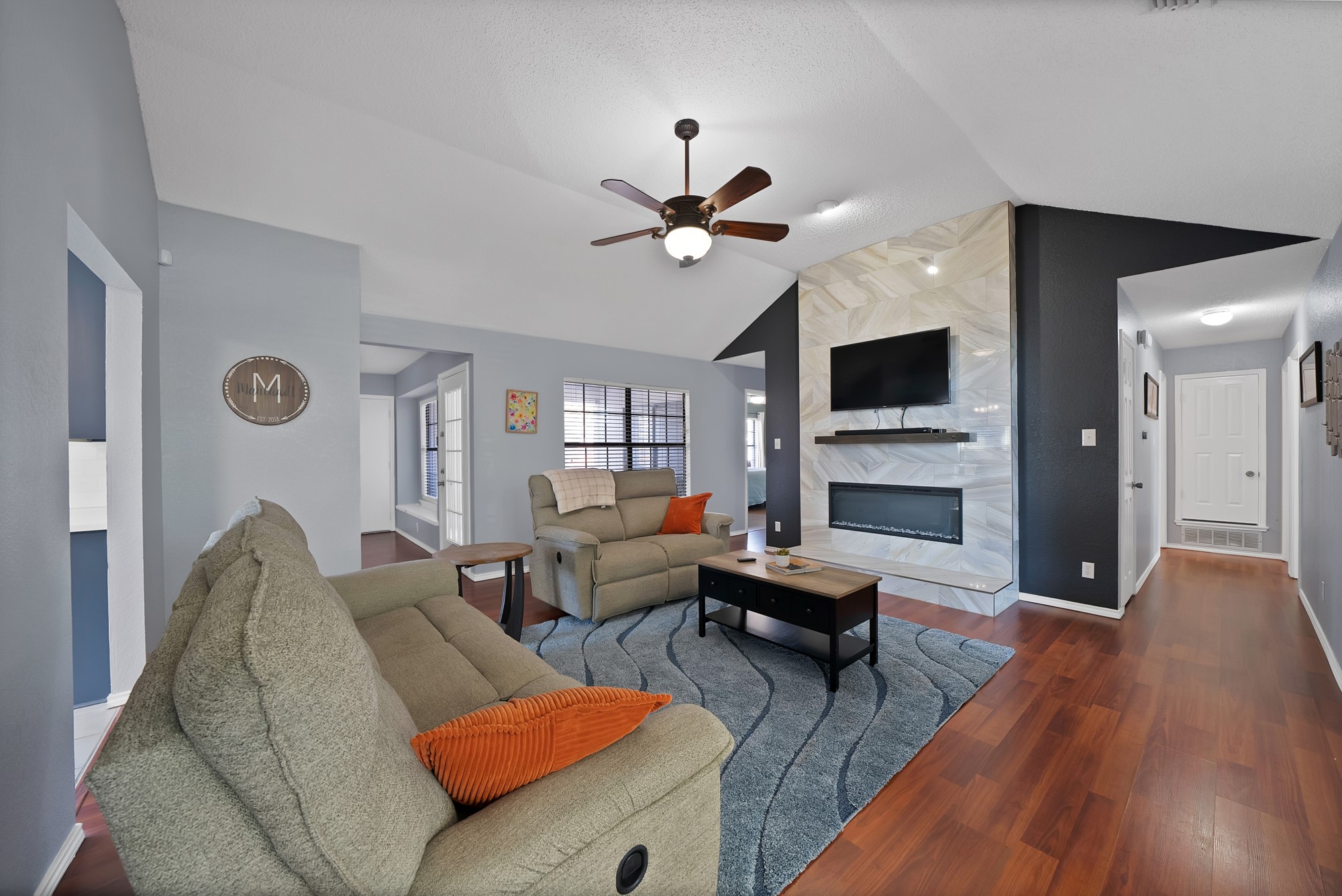 7113 Lo Chalmers Lane