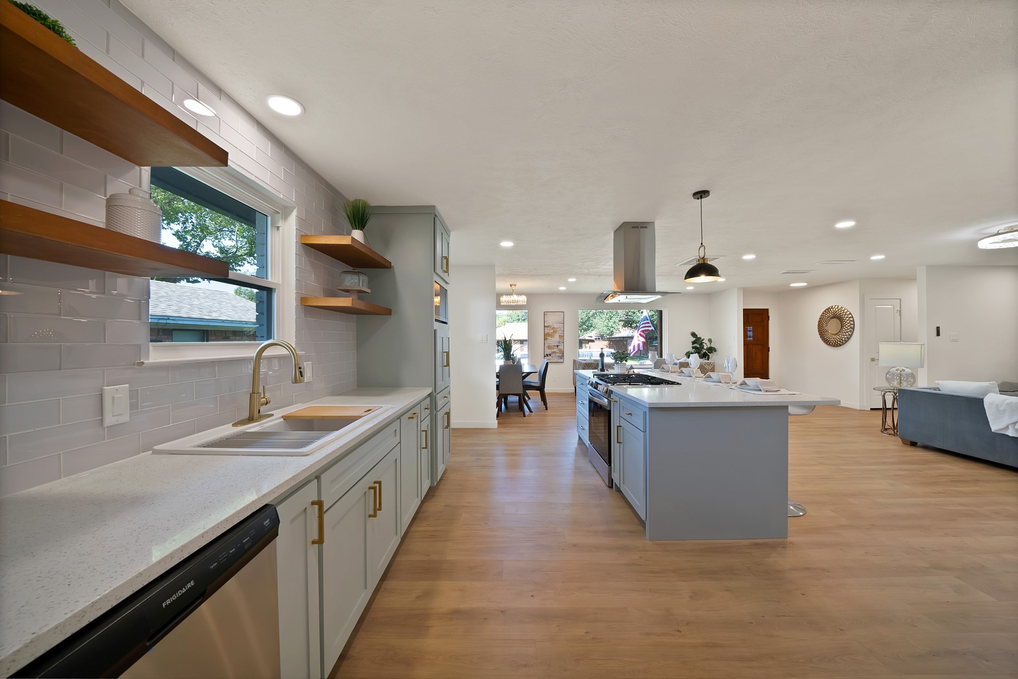 5706 Hillcroft Street