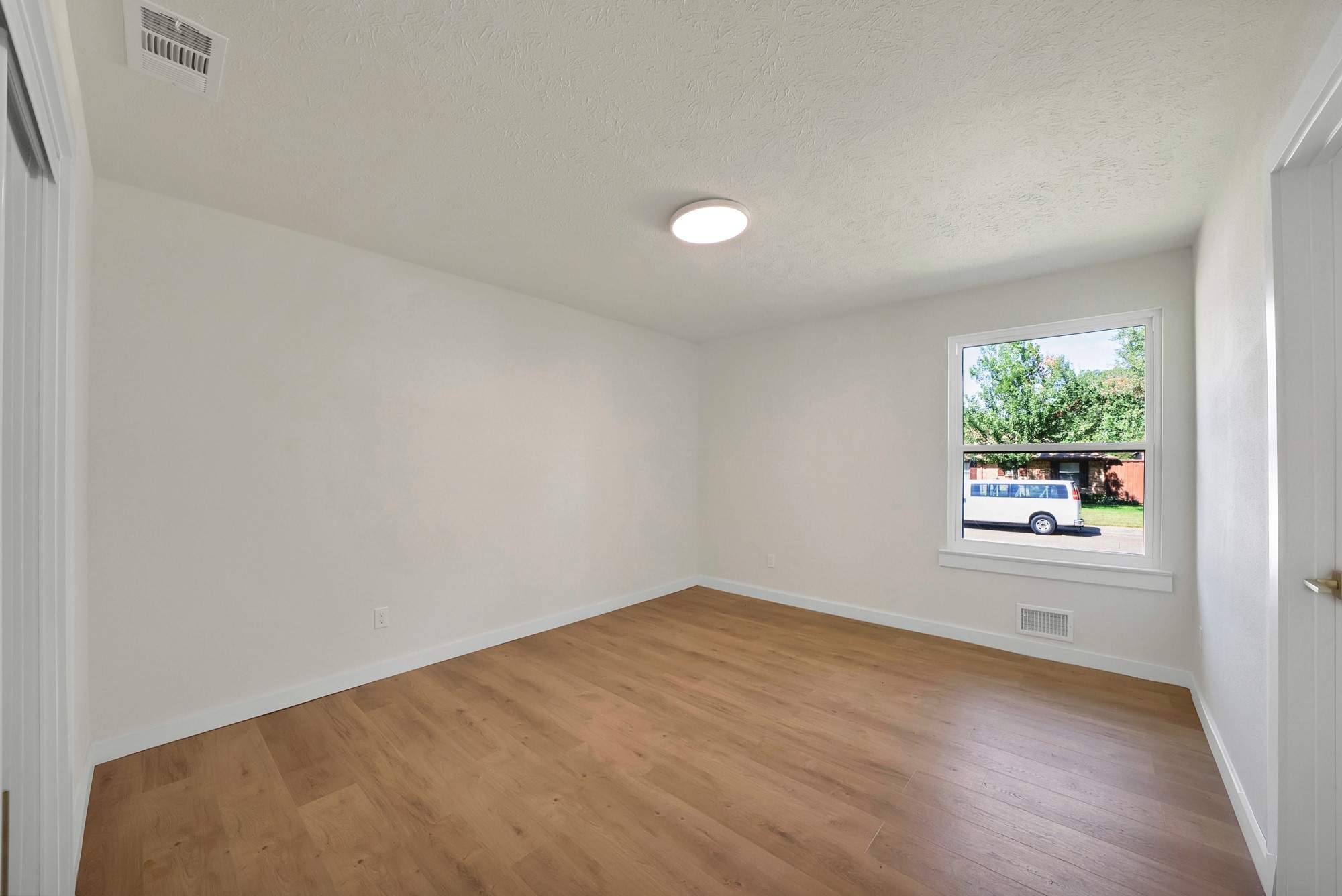 5706 Hillcroft Street