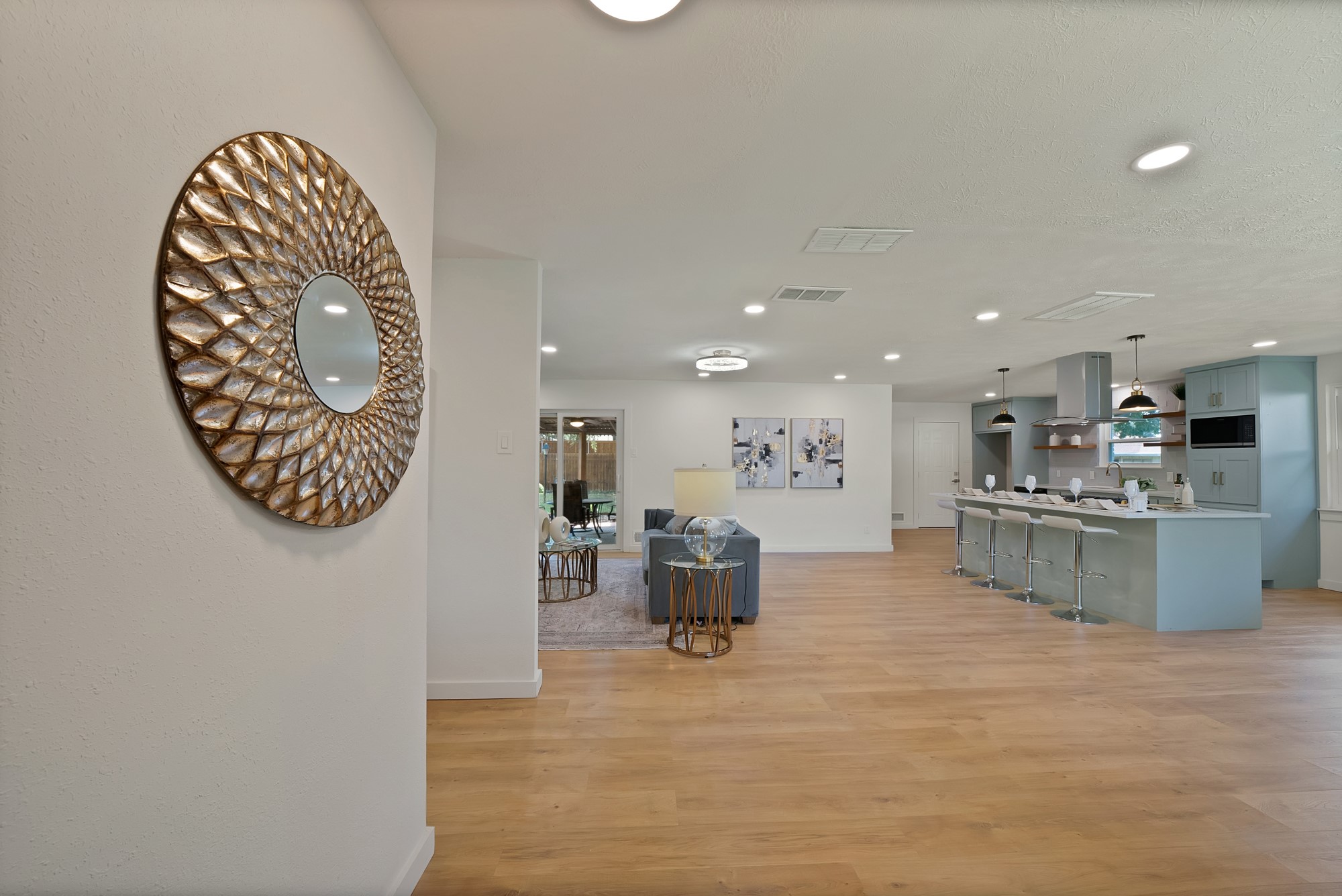 5706 Hillcroft Street