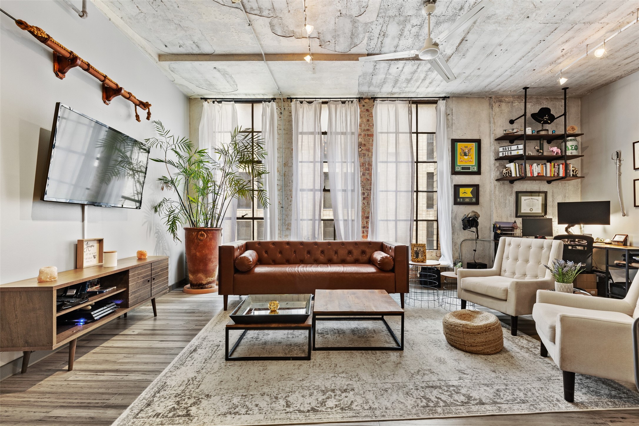 1122 Jackson Street 615