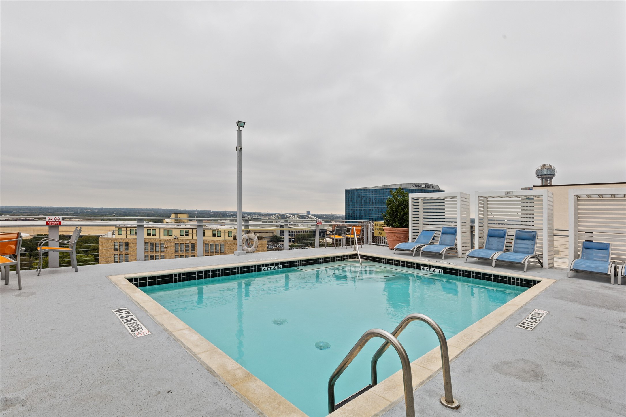 1122 Jackson Street 615