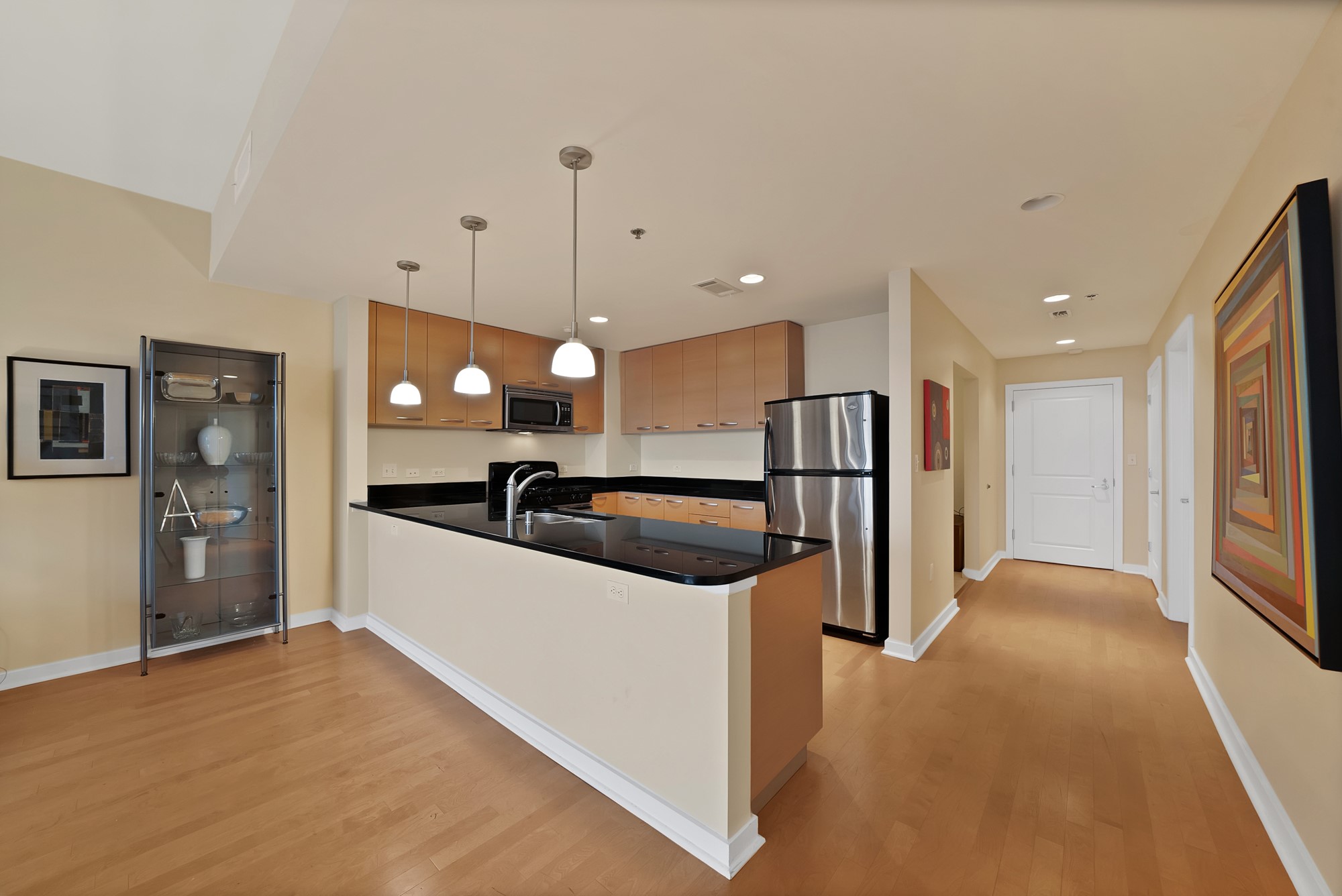 1200 Main Street 1204