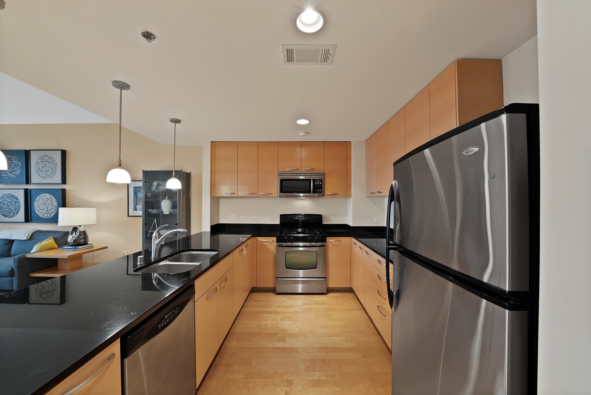 1200 Main Street 1204