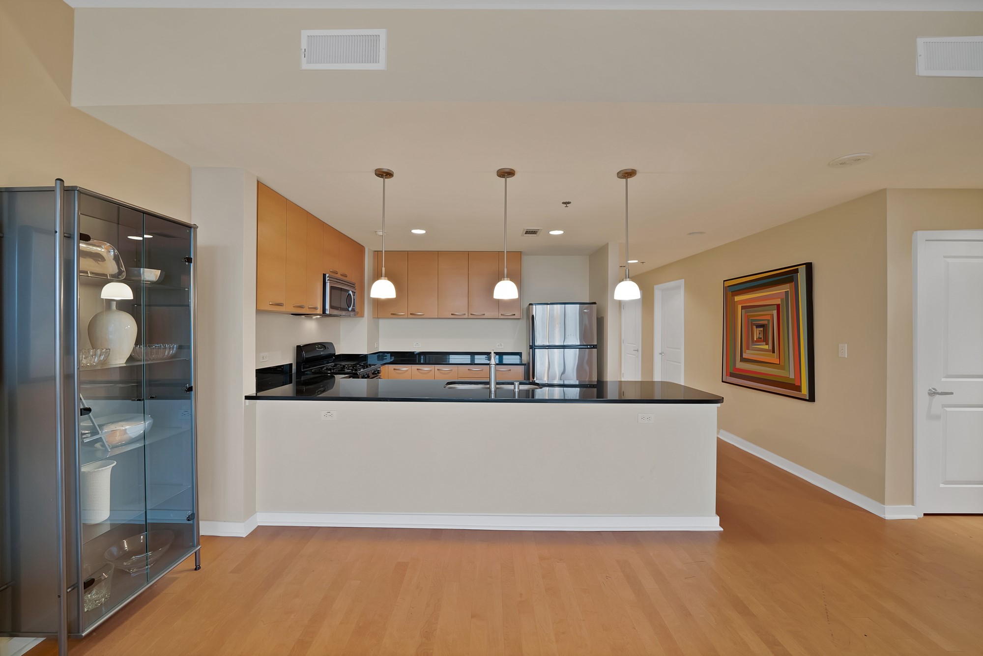 1200 Main Street 1204