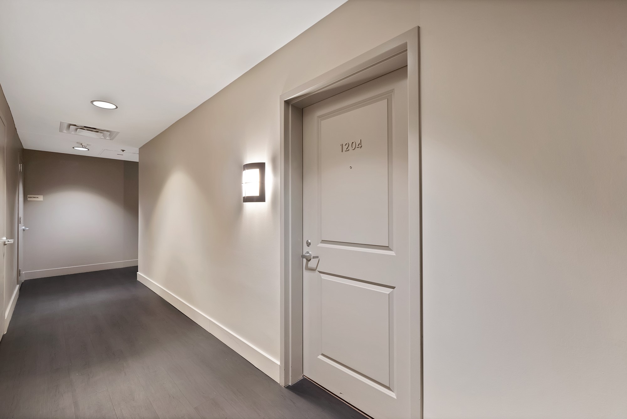 1200 Main Street 1204