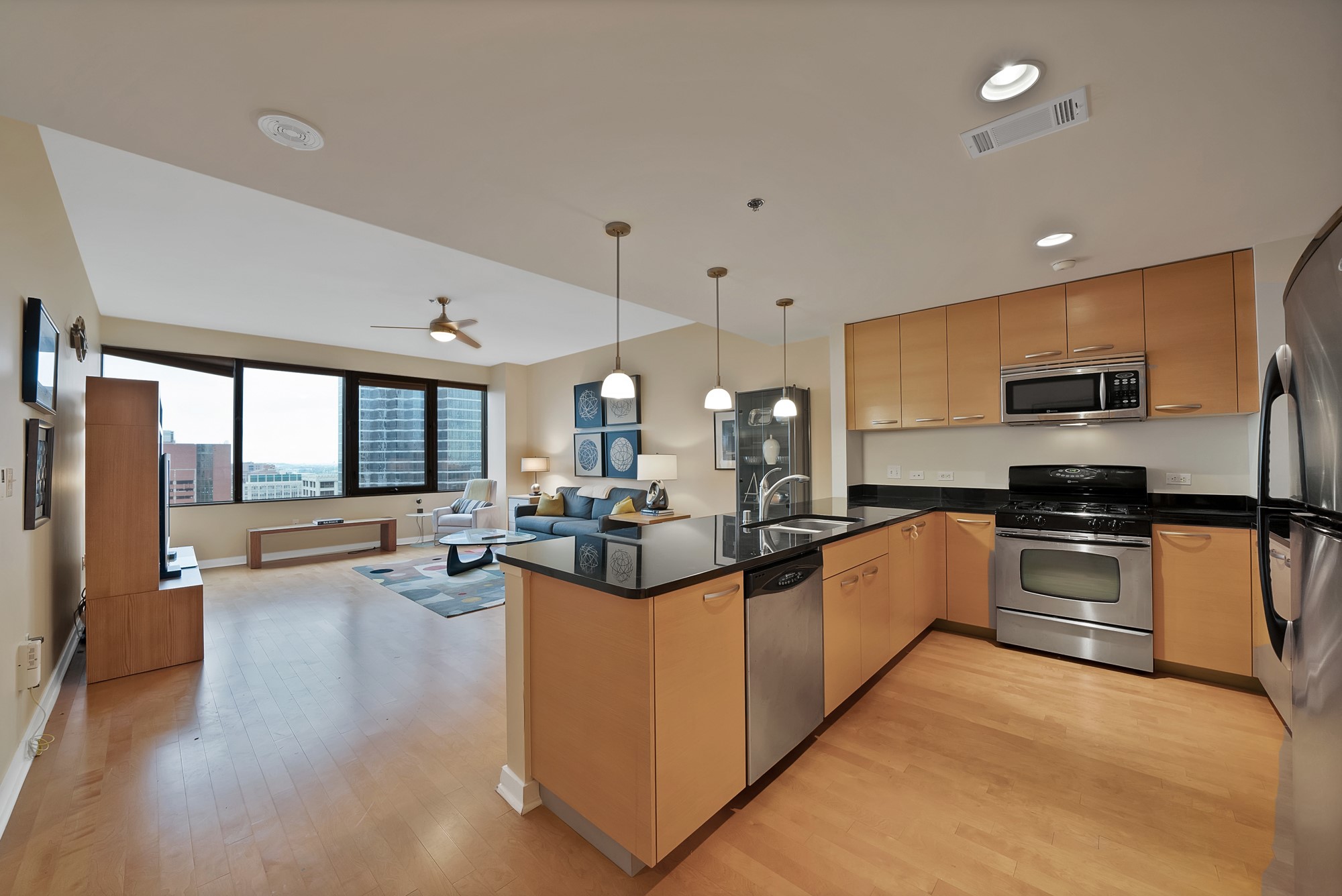 1200 Main Street 1204