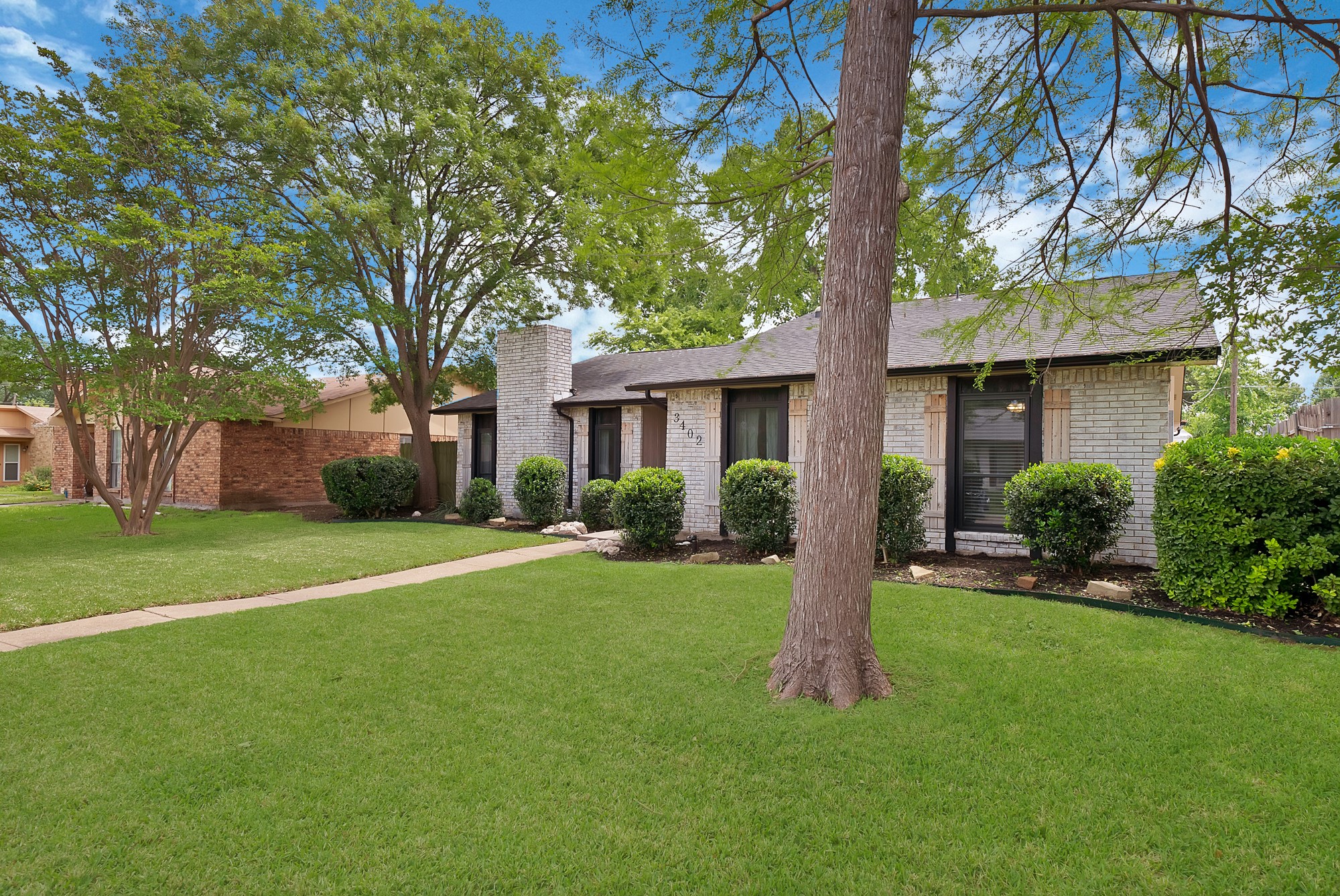 3042 Scott Drive