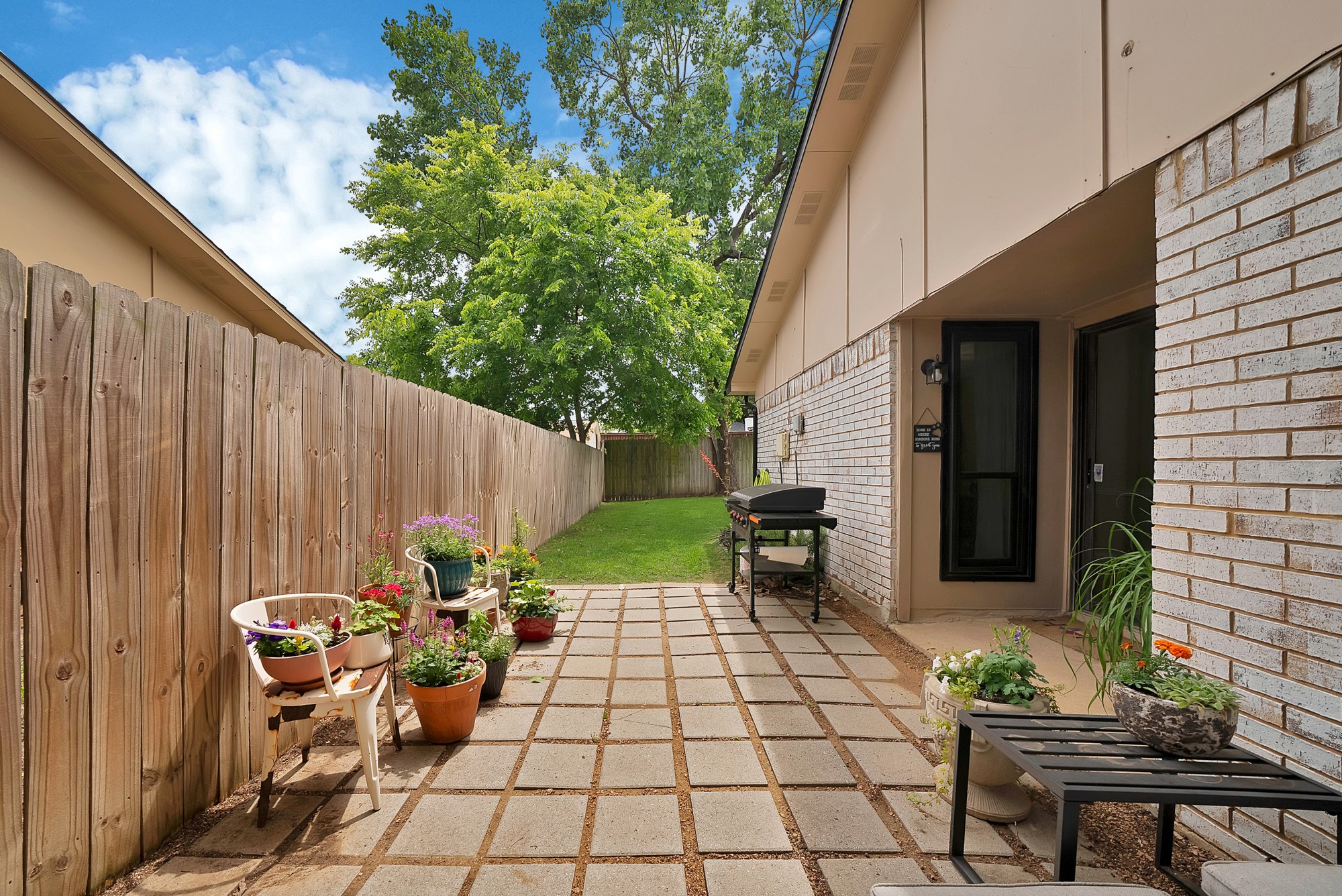 3042 Scott Drive