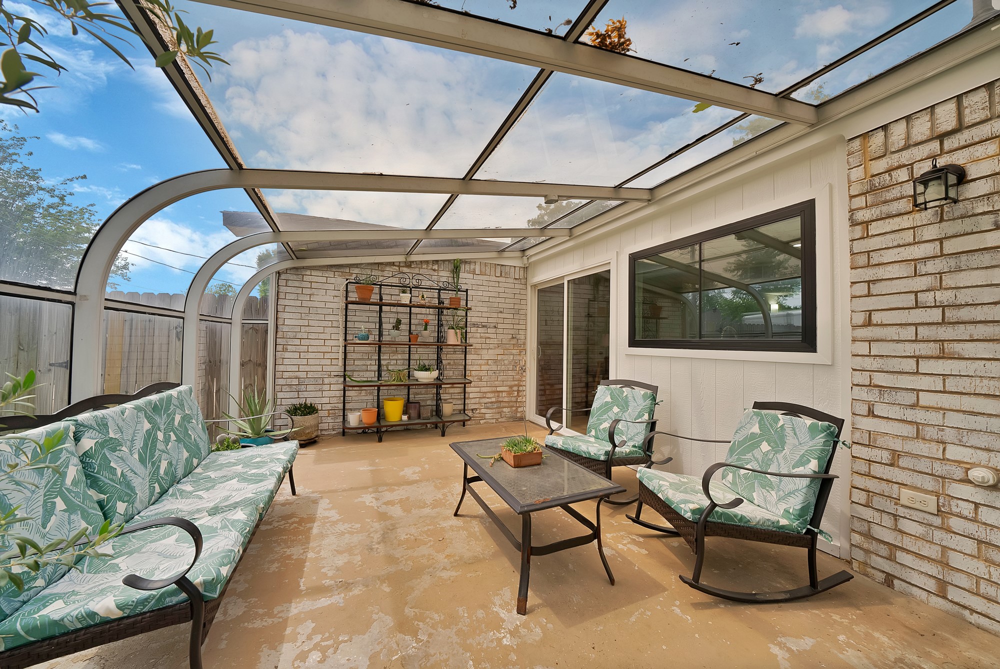 3042 Scott Drive