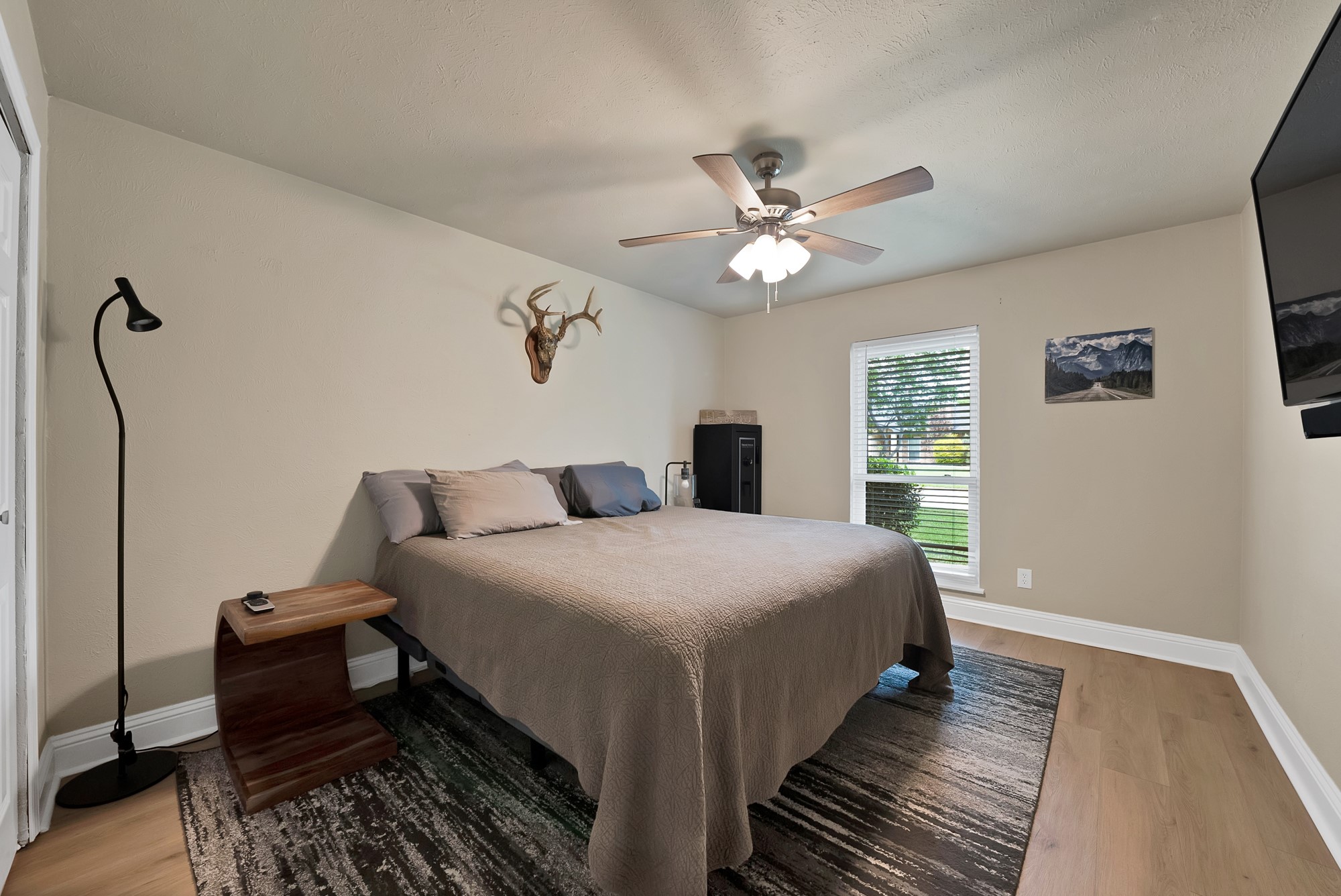 3042 Scott Drive