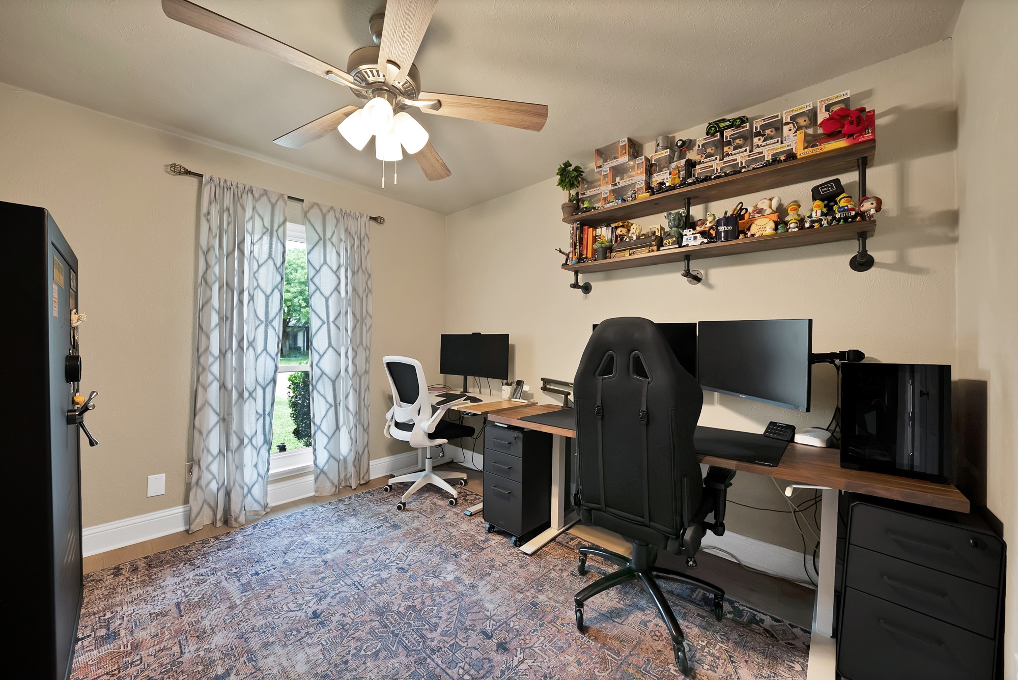 3042 Scott Drive