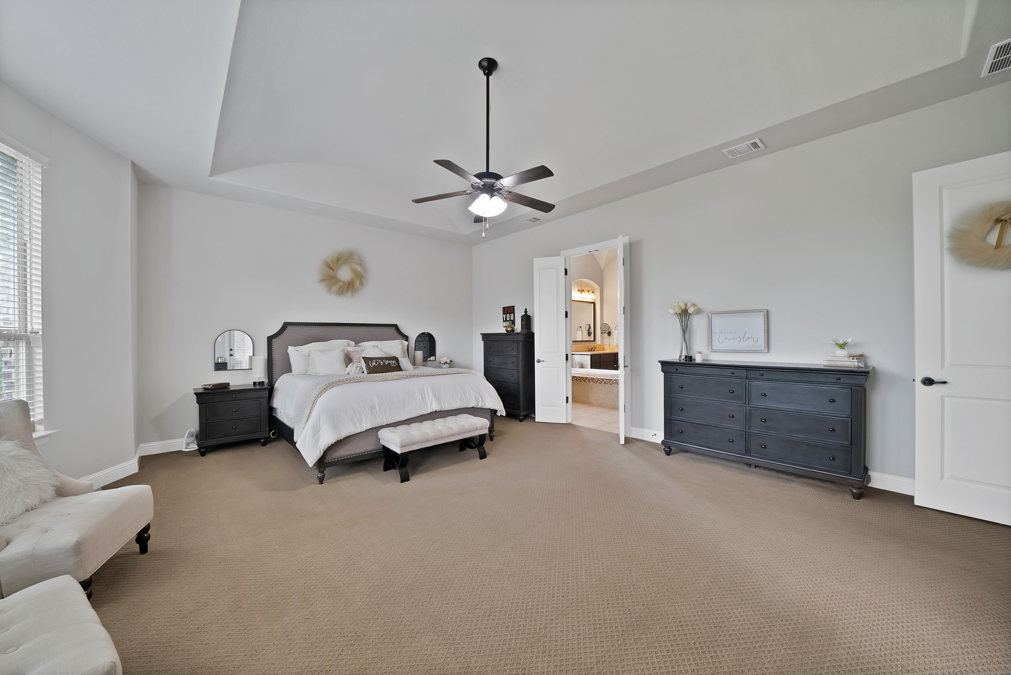 669 Meadow Creek Drive