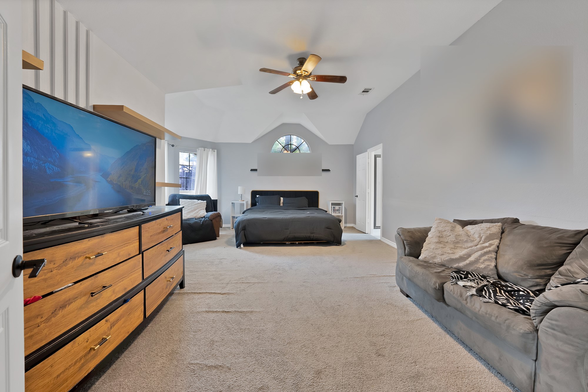 4535 Westchester Glen Drive