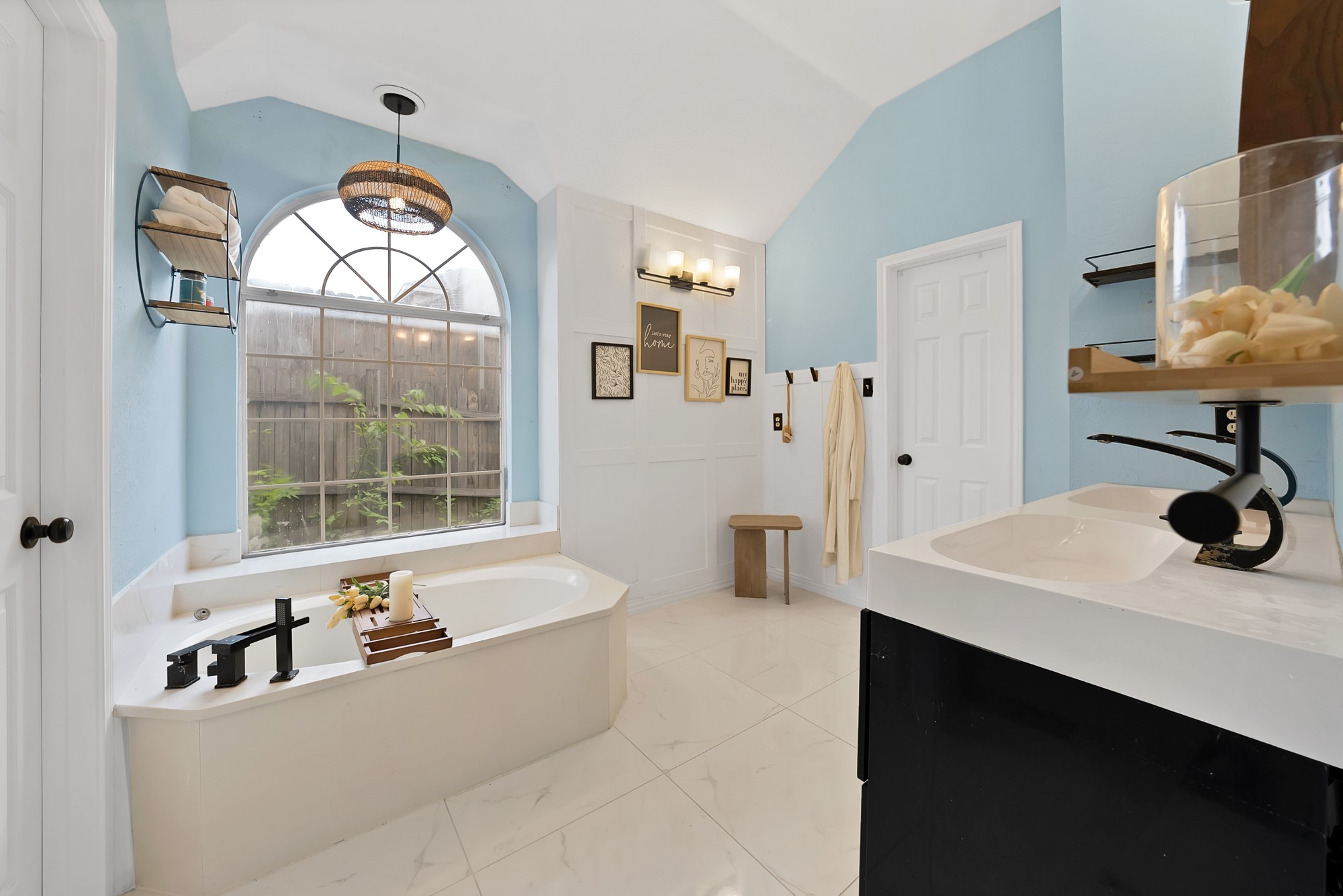 4535 Westchester Glen Drive