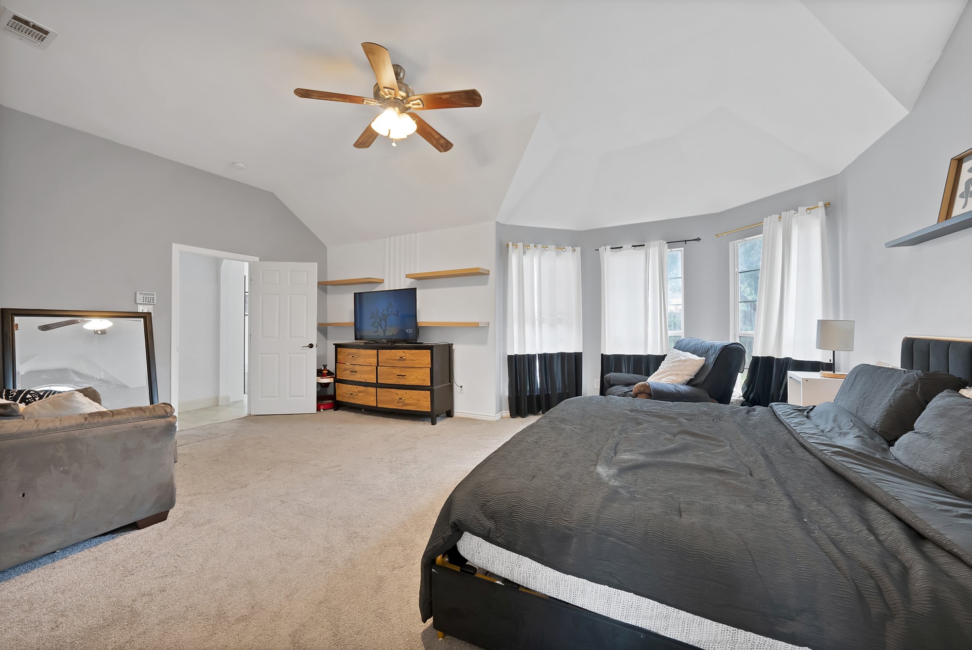 4535 Westchester Glen Drive