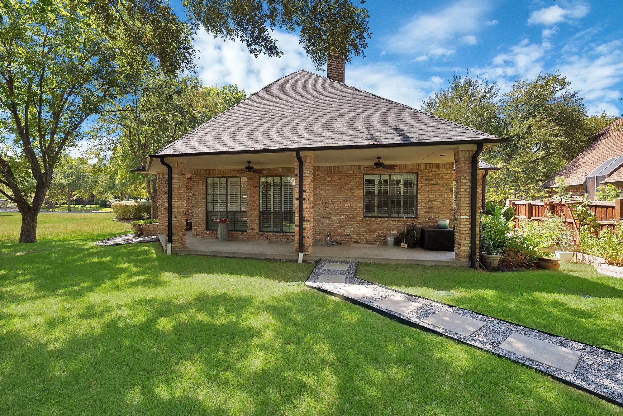 2314 Club Creek Boulevard