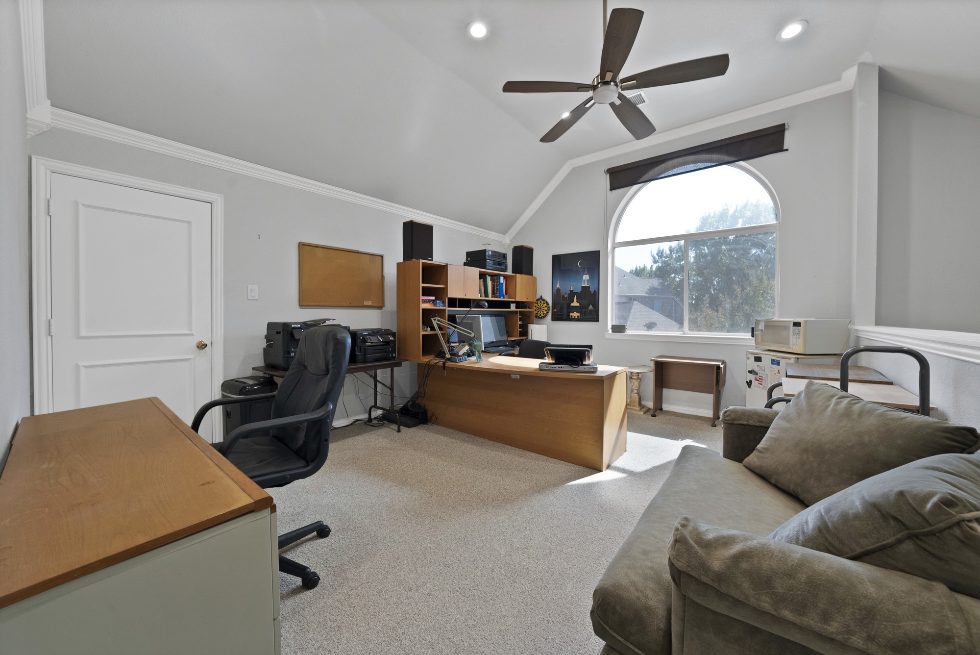 2605 Saratoga Drive
