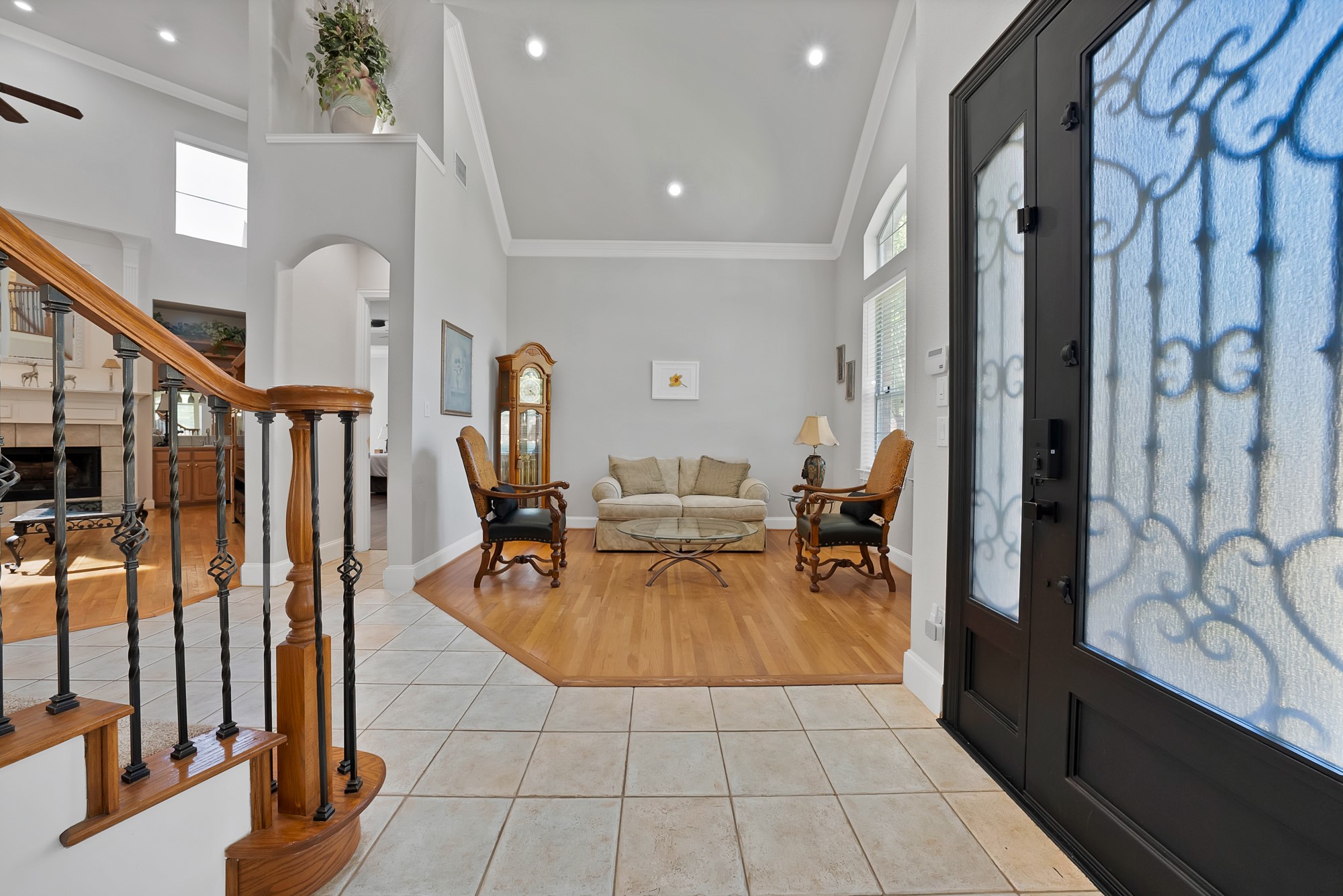 2605 Saratoga Drive