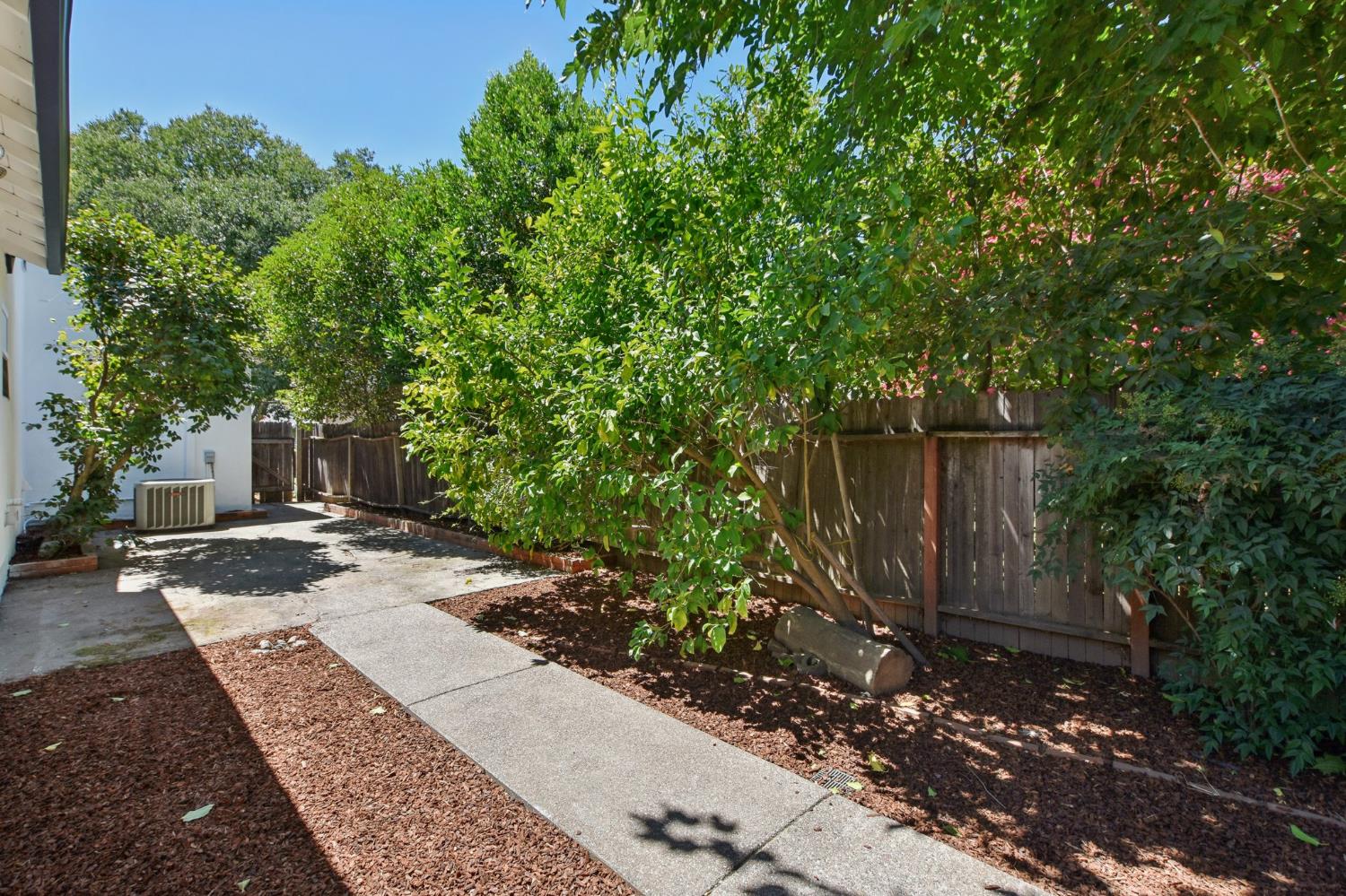 602 I Street