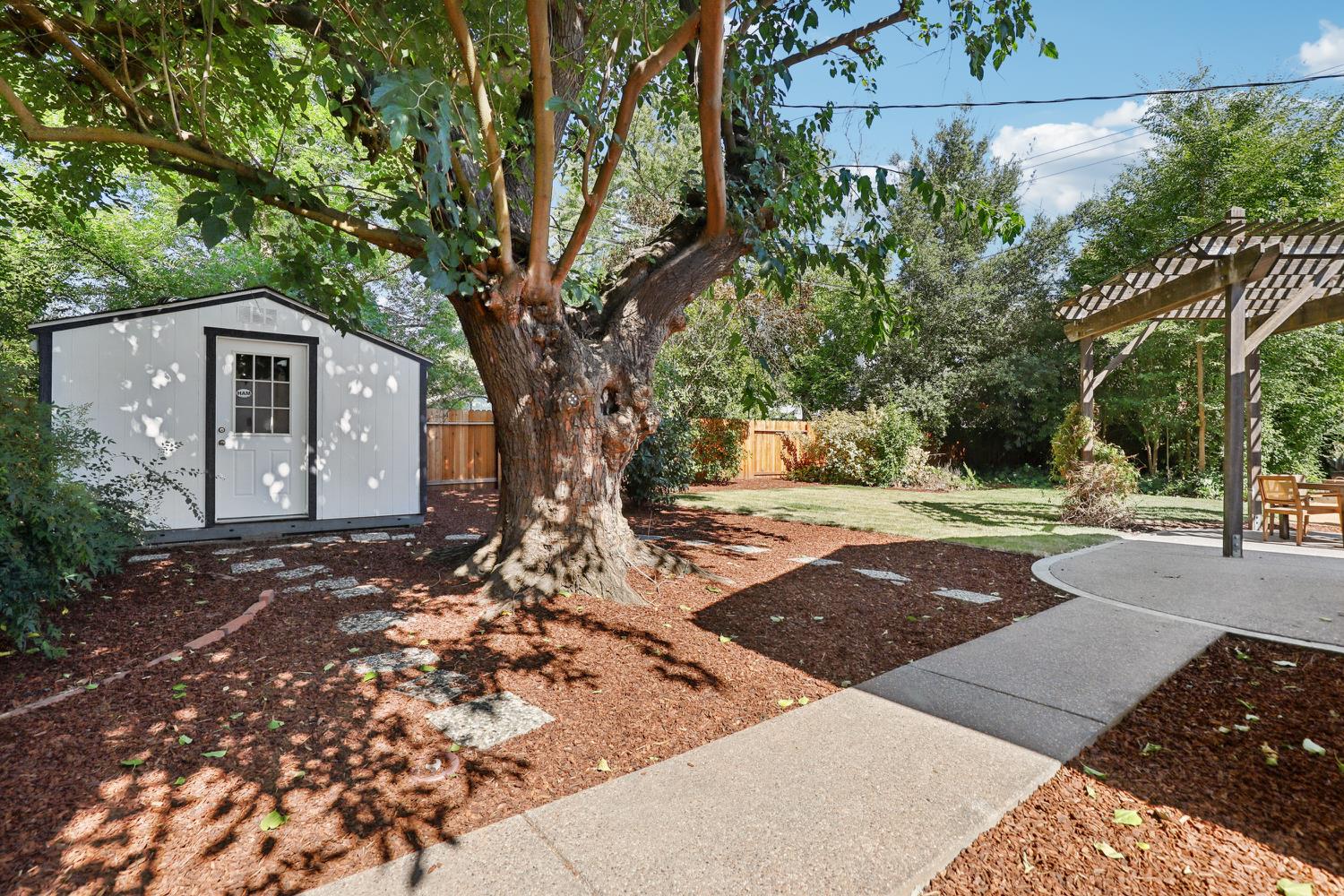602 I Street