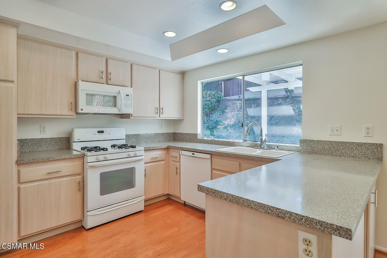 734 Rushing Creek Place