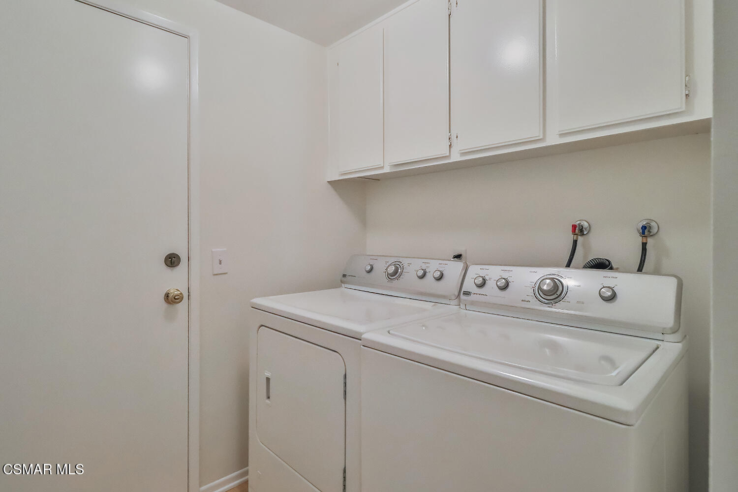 734 Rushing Creek Place