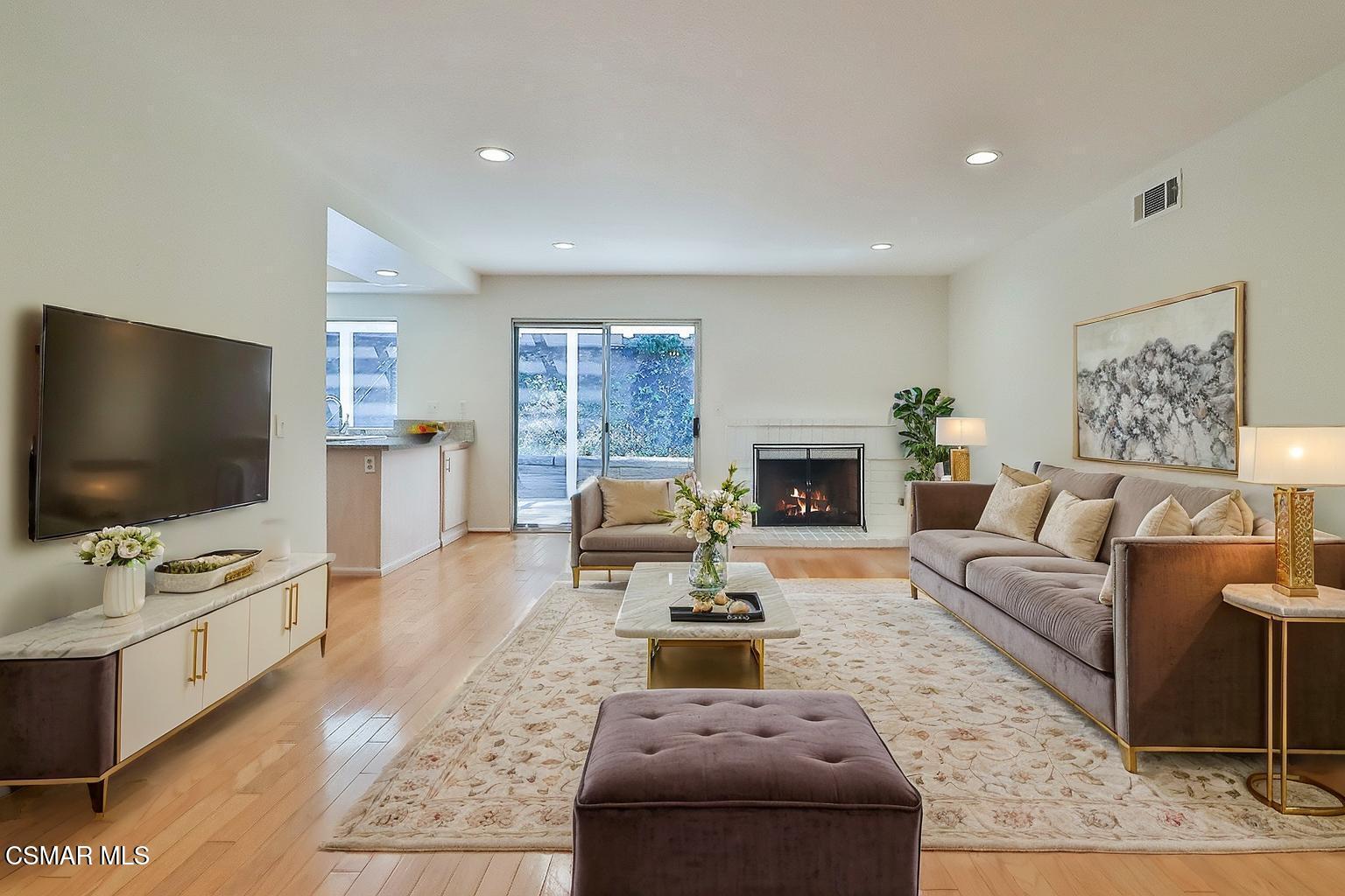 734 Rushing Creek Place