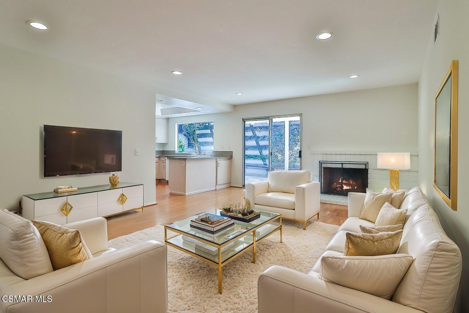 734 Rushing Creek Place