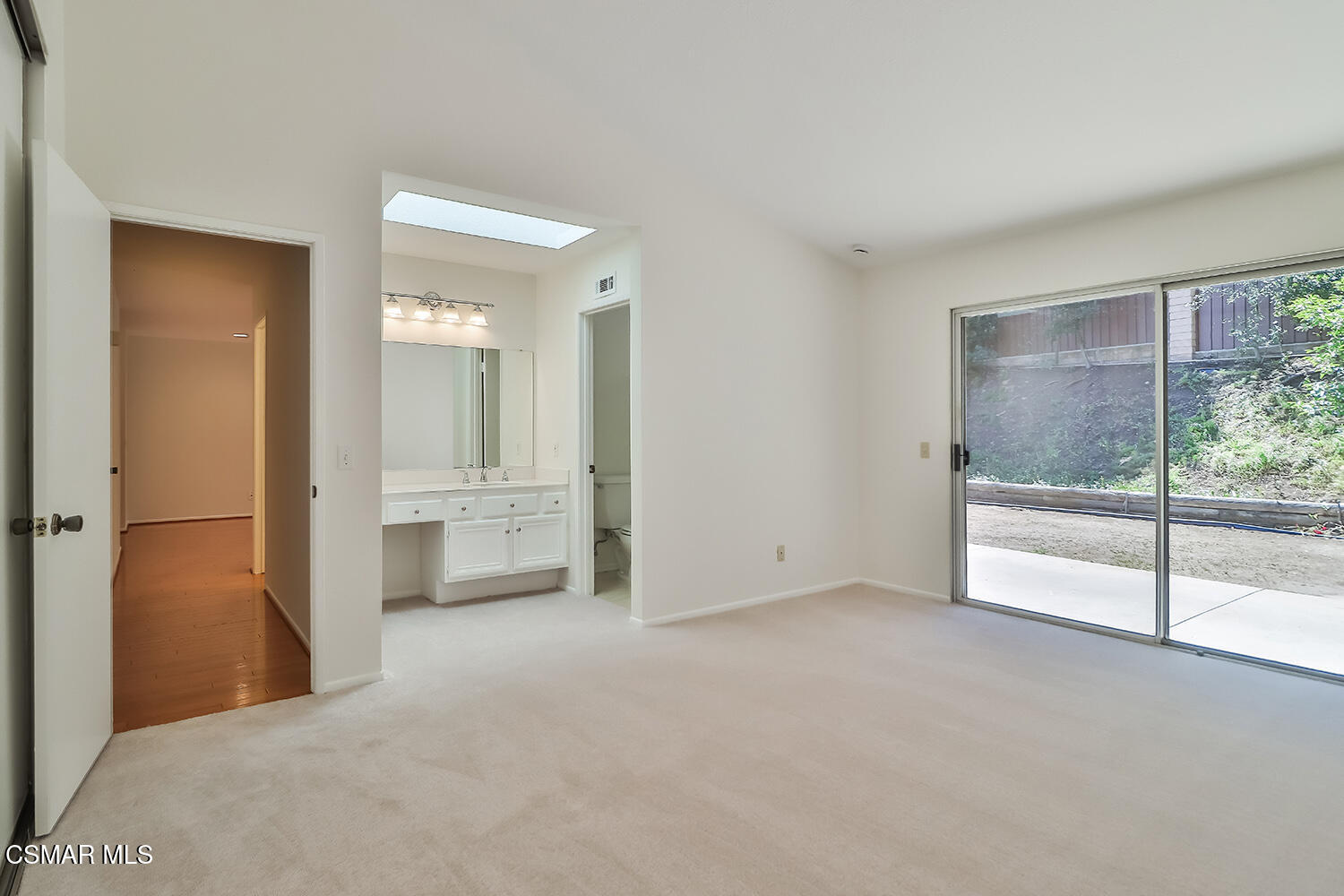 734 Rushing Creek Place