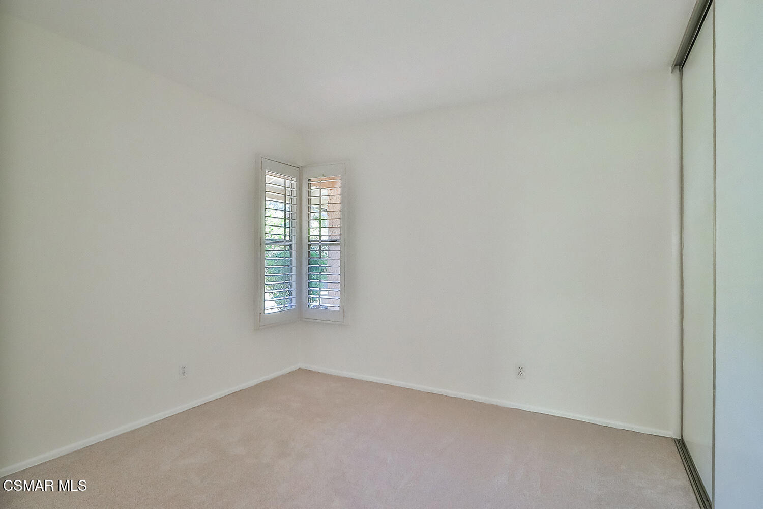 734 Rushing Creek Place